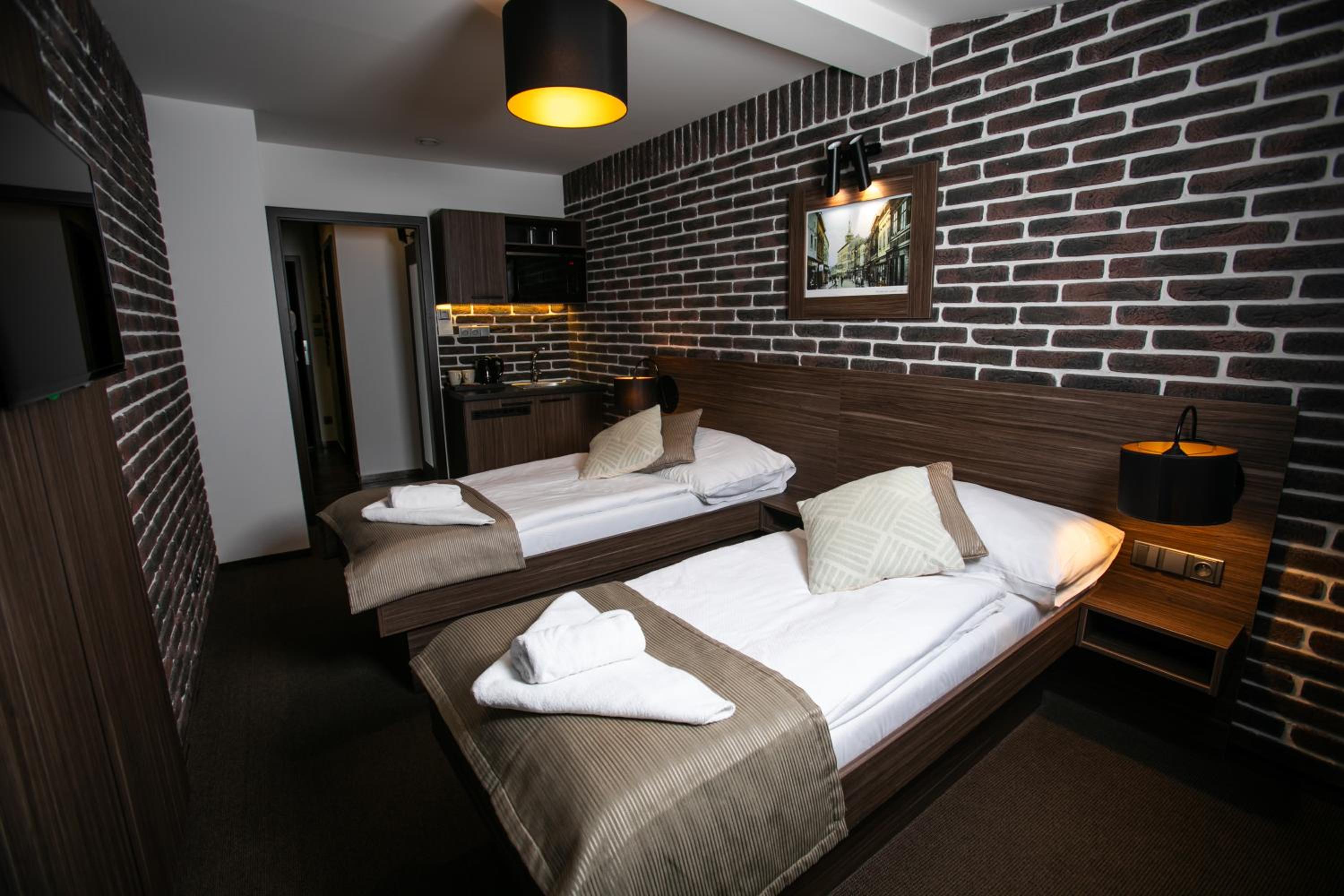 Deluxe Twin Room - Photo 6