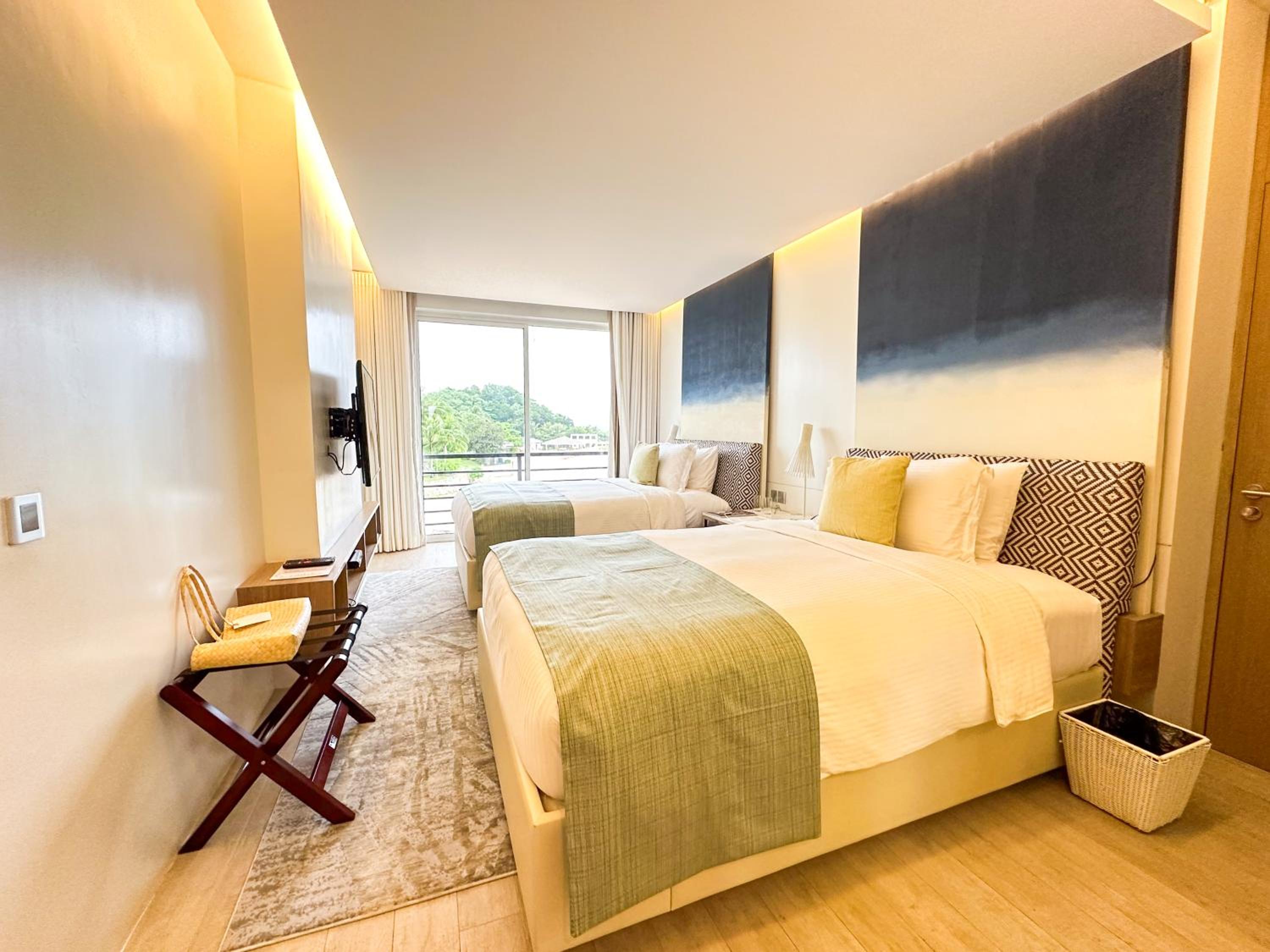 Deluxe Sea View - Photo 3
