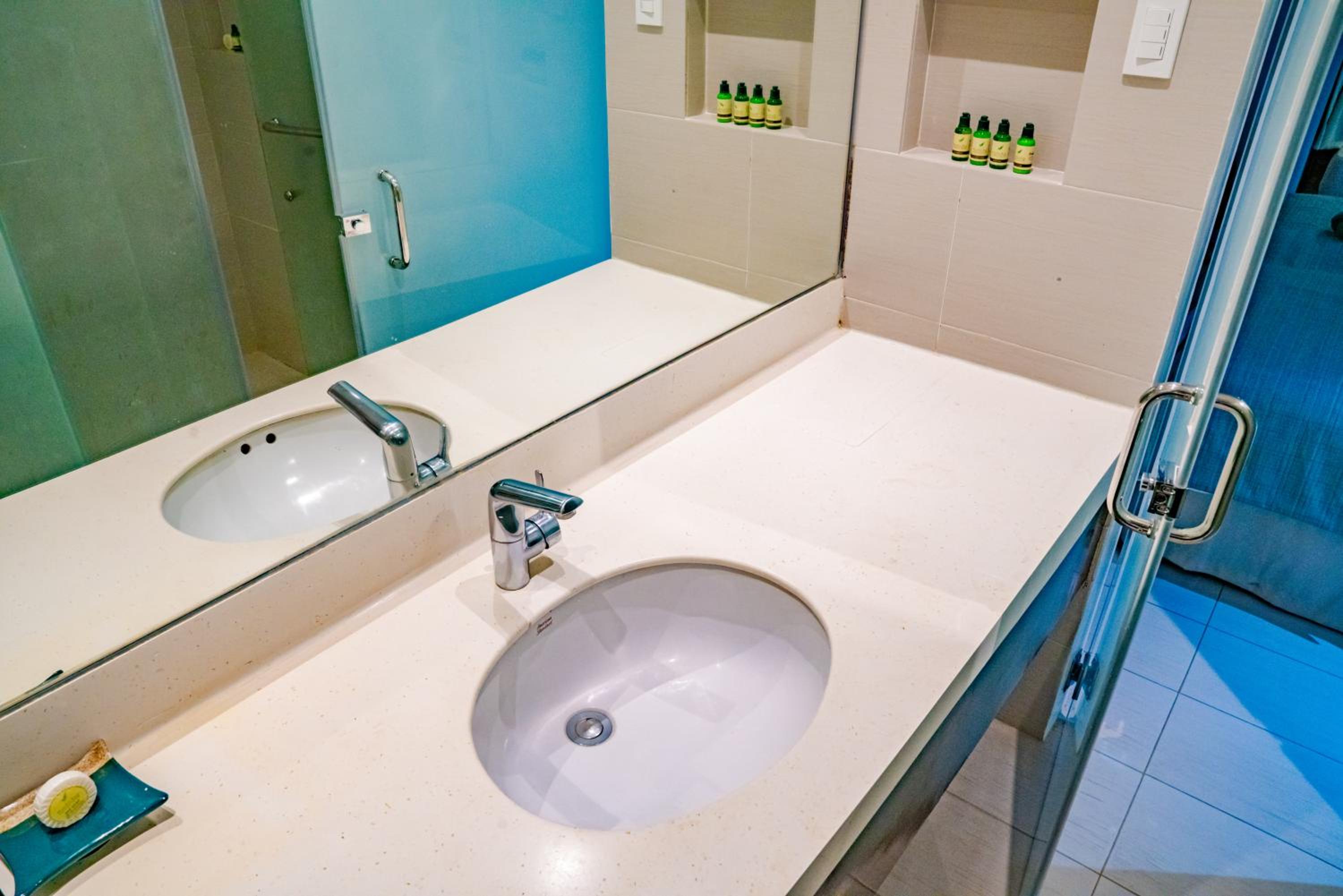 Standard Double Room - Photo 20