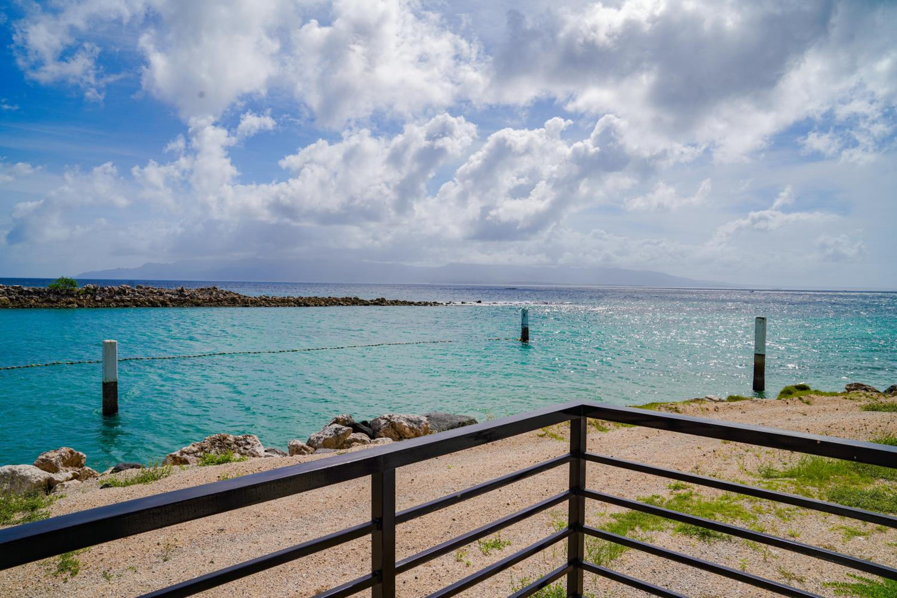 Premier Sea View - Photo 25