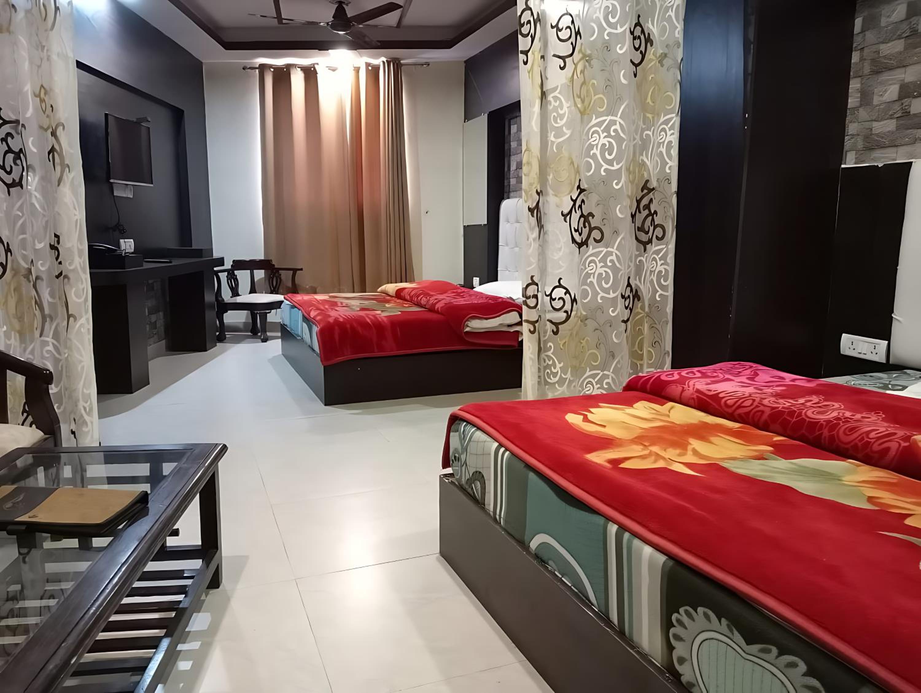 Two-Bedroom Suite photo 1
