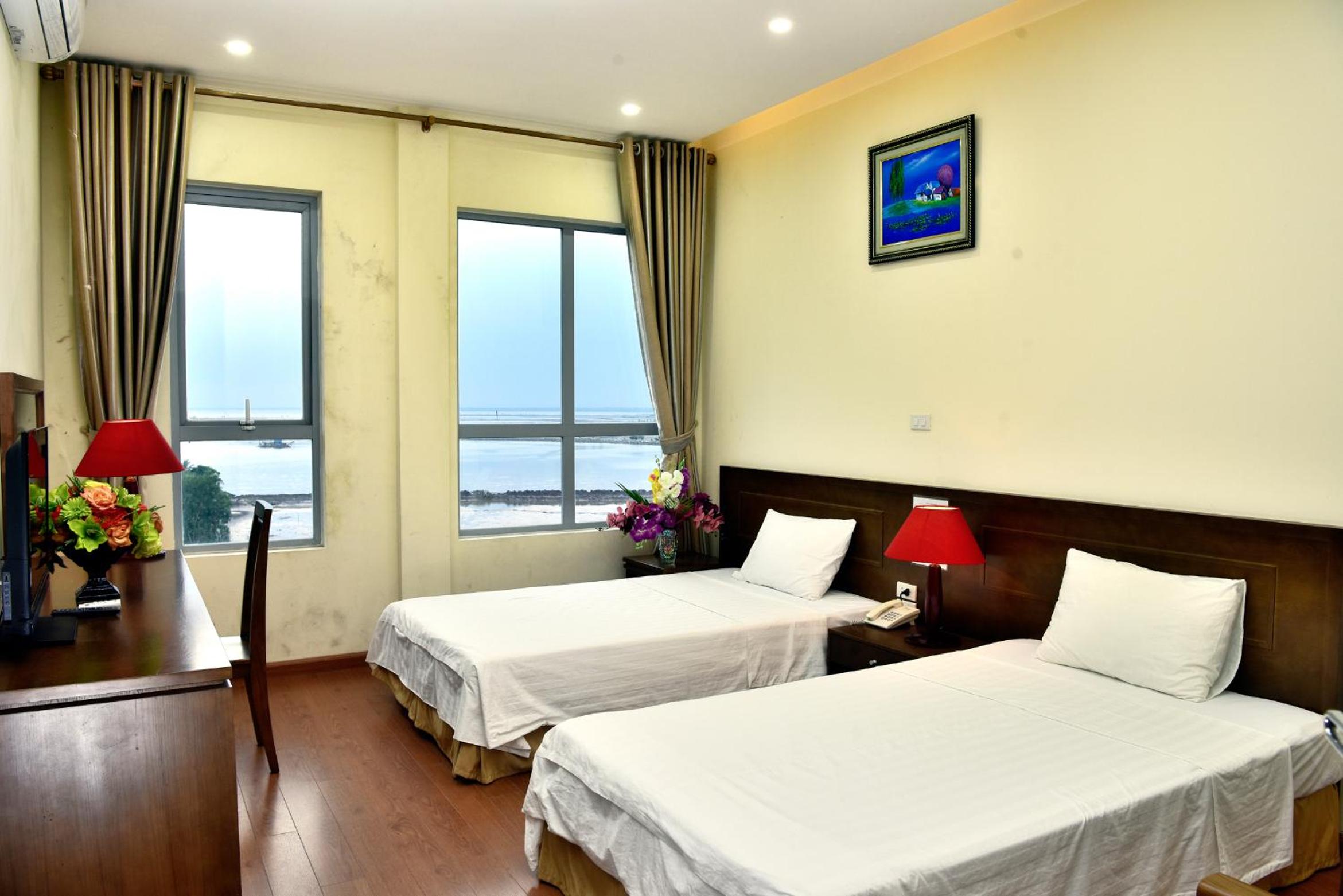 Superior Twin Room photo 3