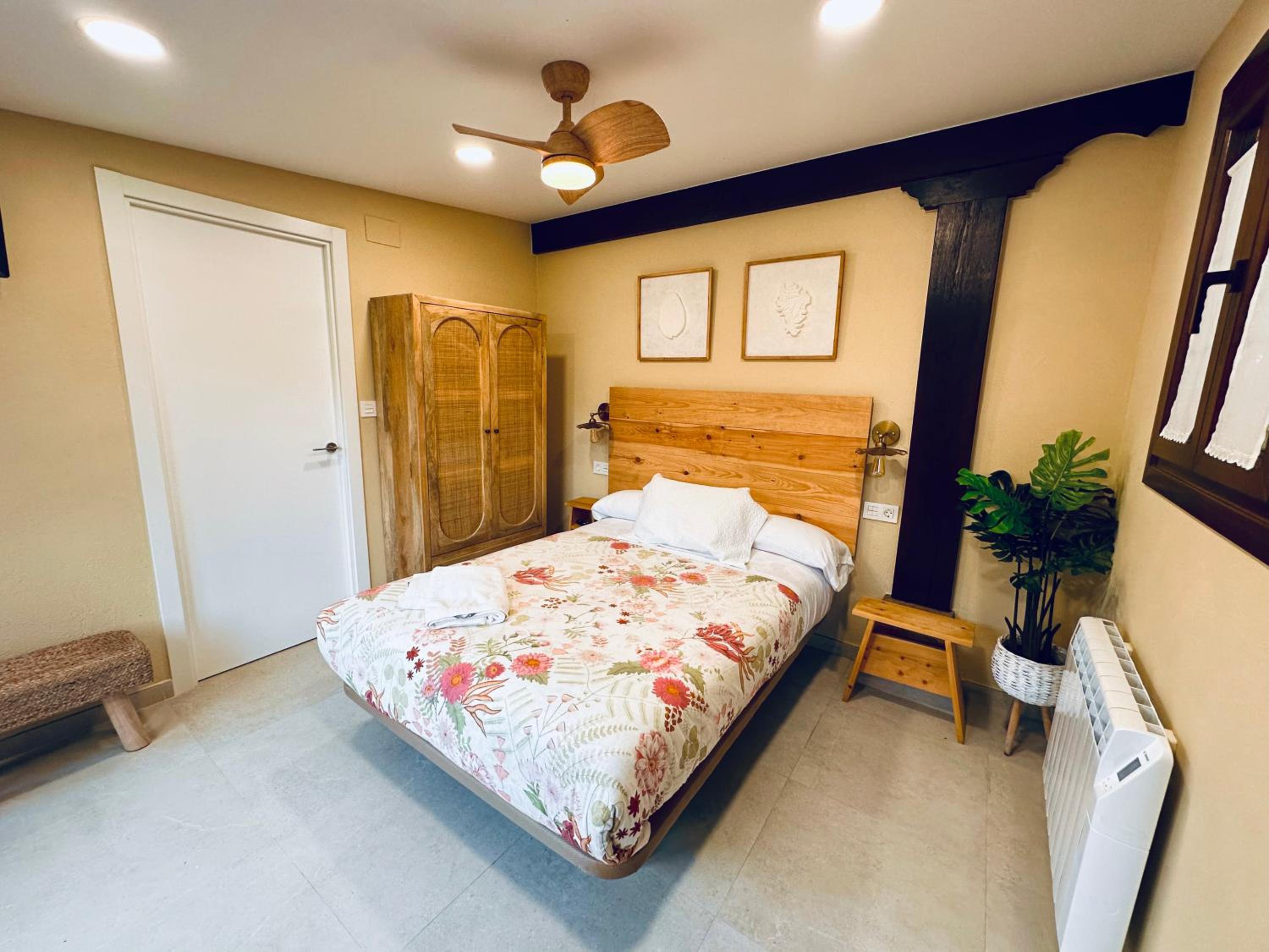 Double Room with Garden View - Photo 1