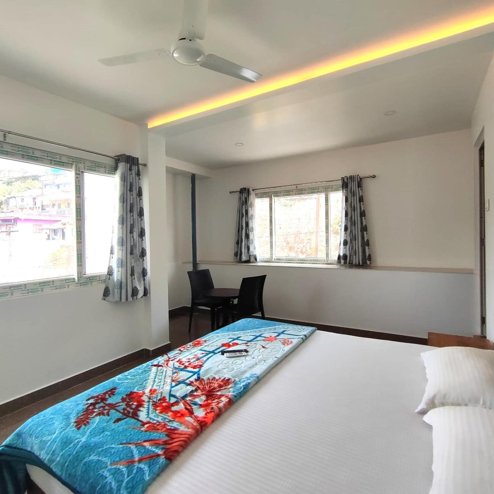 Deluxe Double Room photo 3