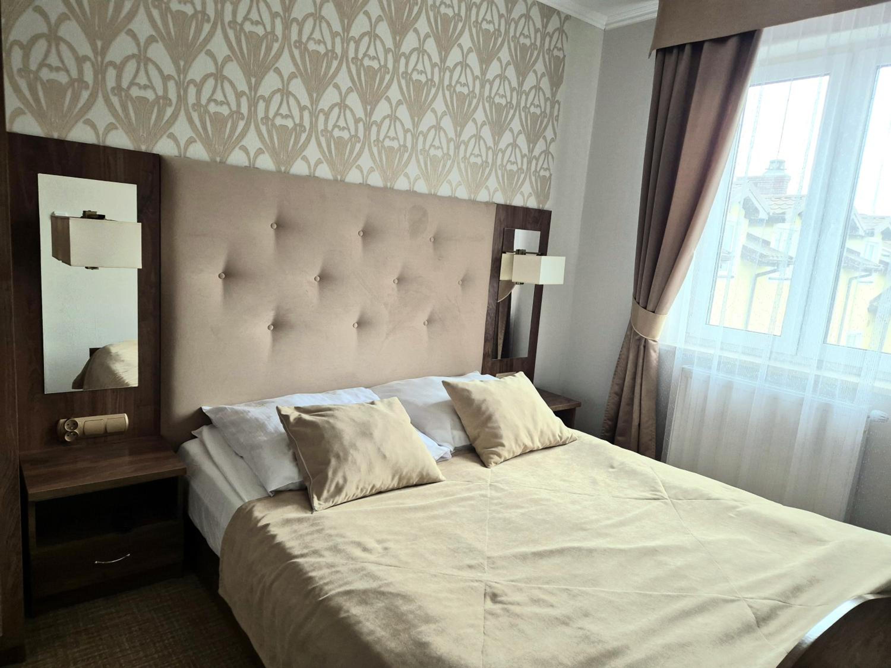 Studio Apartment photo 1
