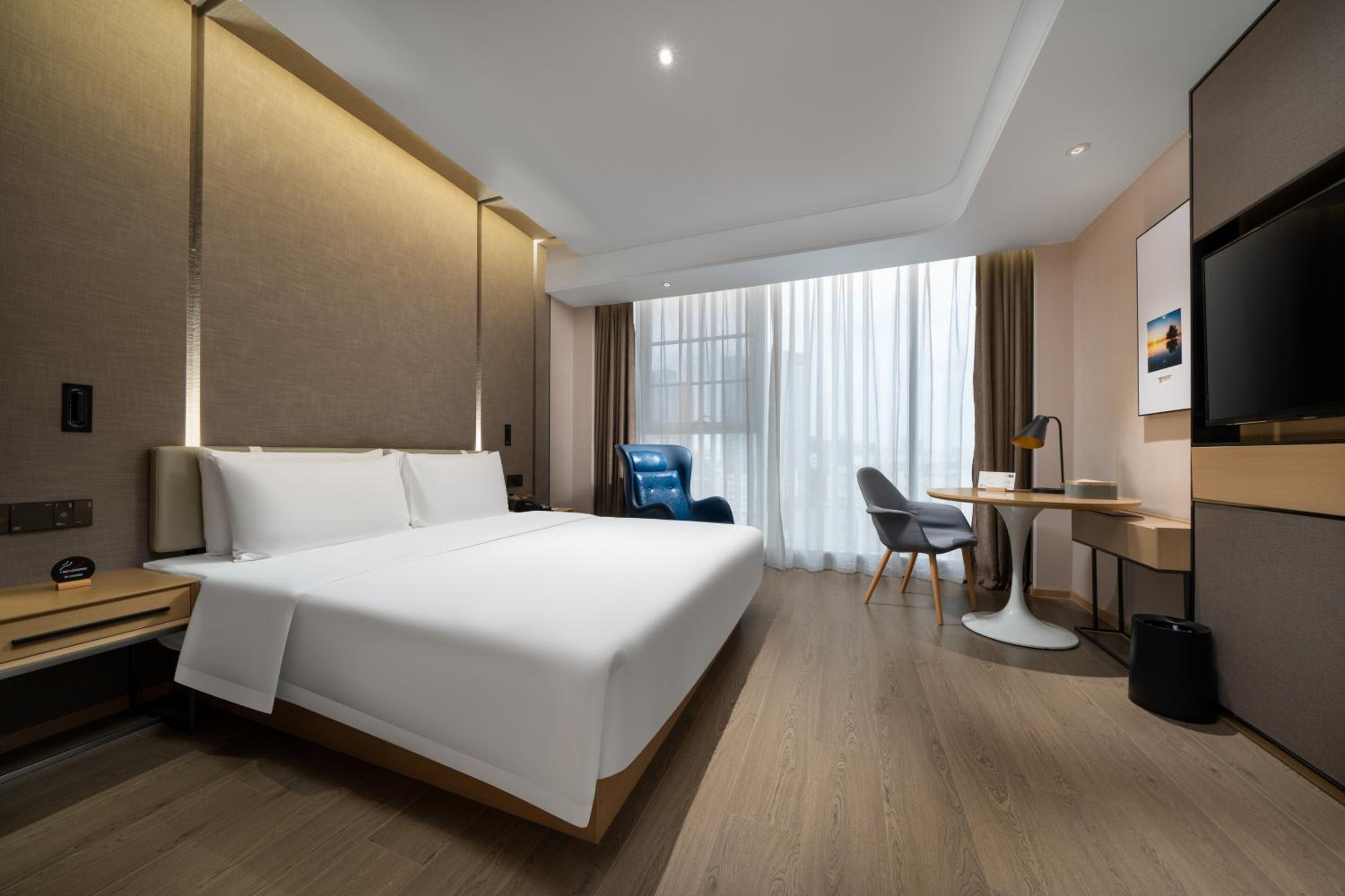 Elegant Double Room photo 1