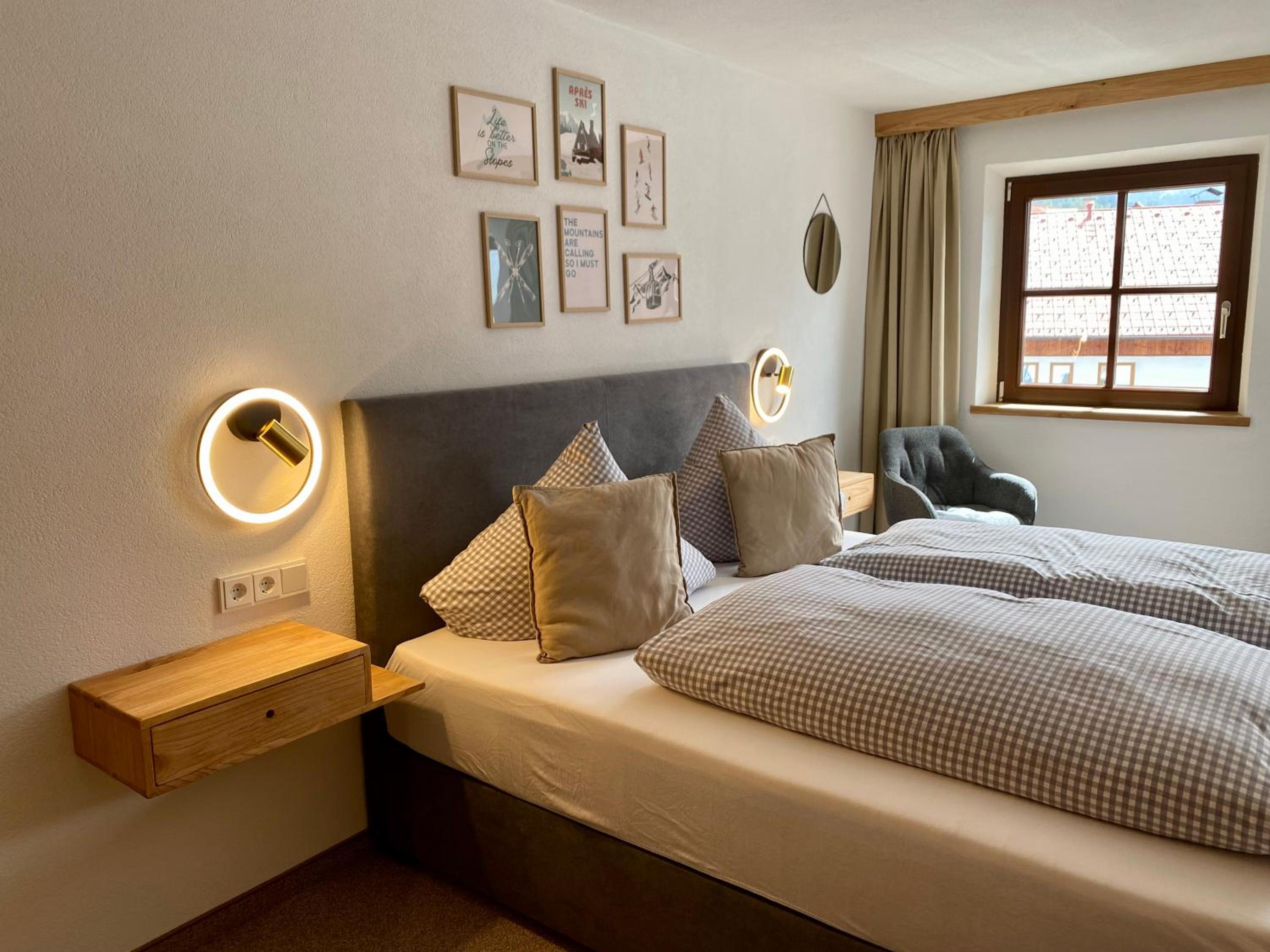Double Room with Mountain View