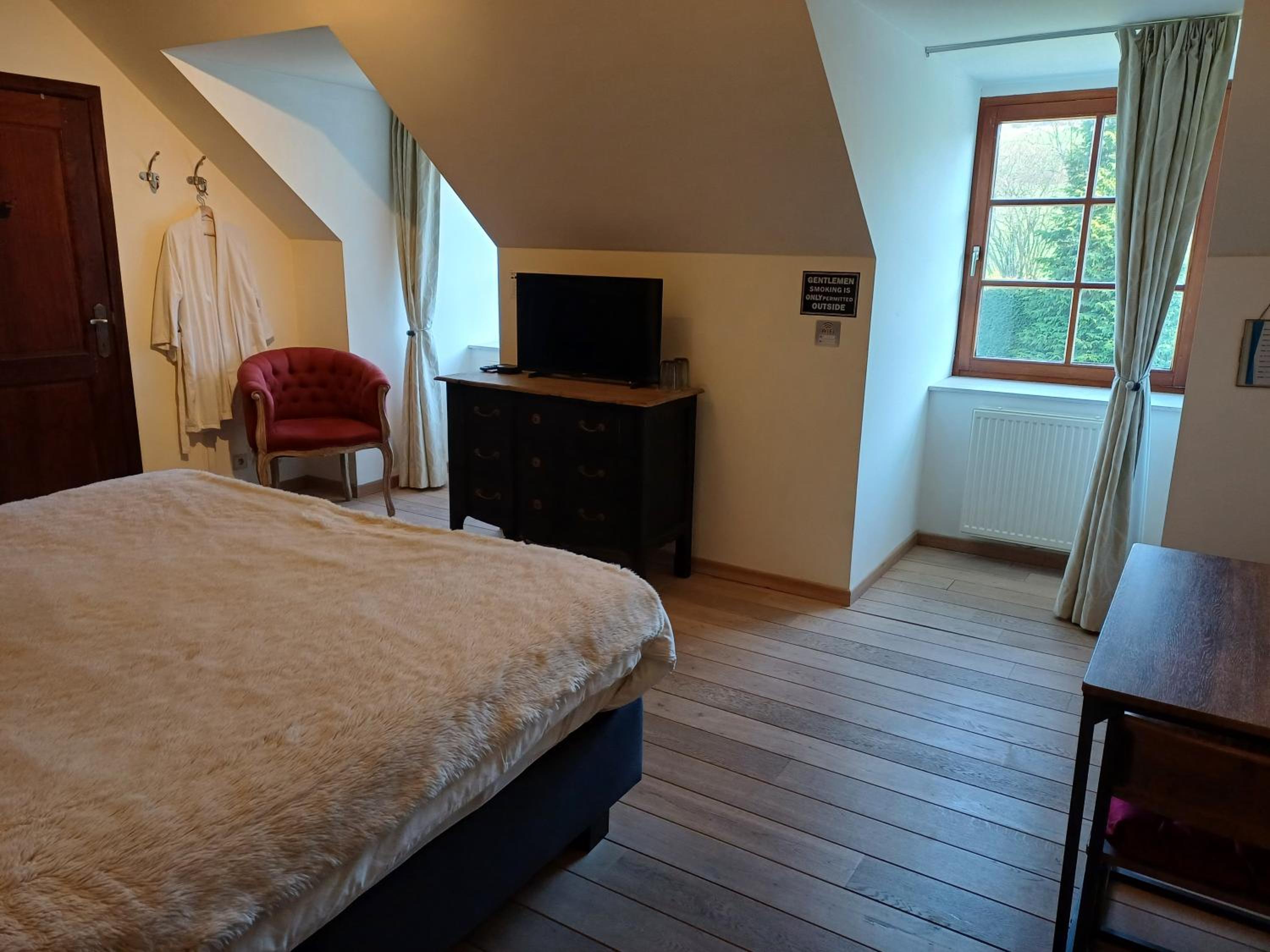 Deluxe Double Room with Bath