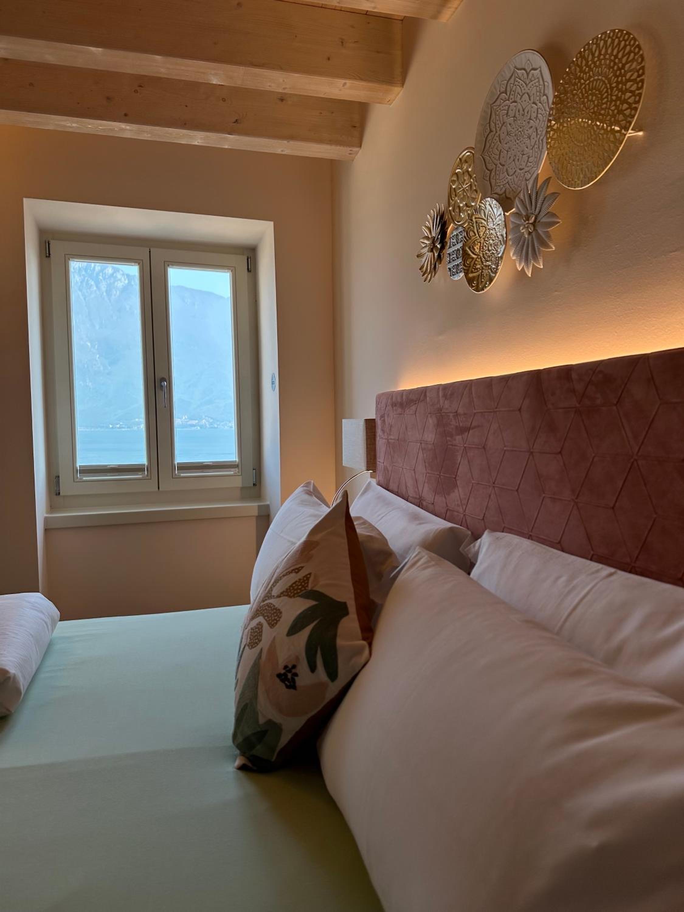 Double Room with Lake View