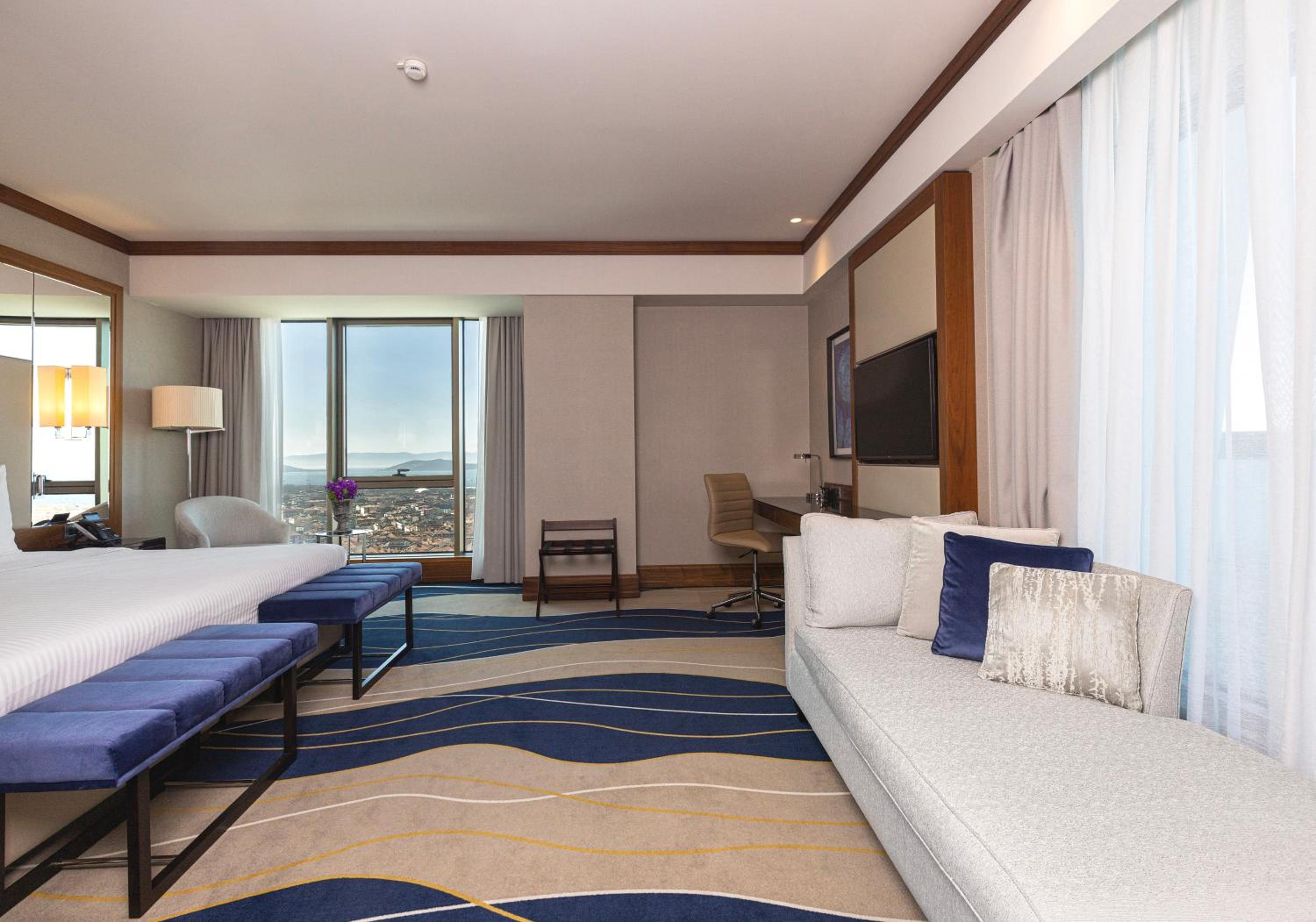 Corner Room with King Size Bed,Sea View photo 1