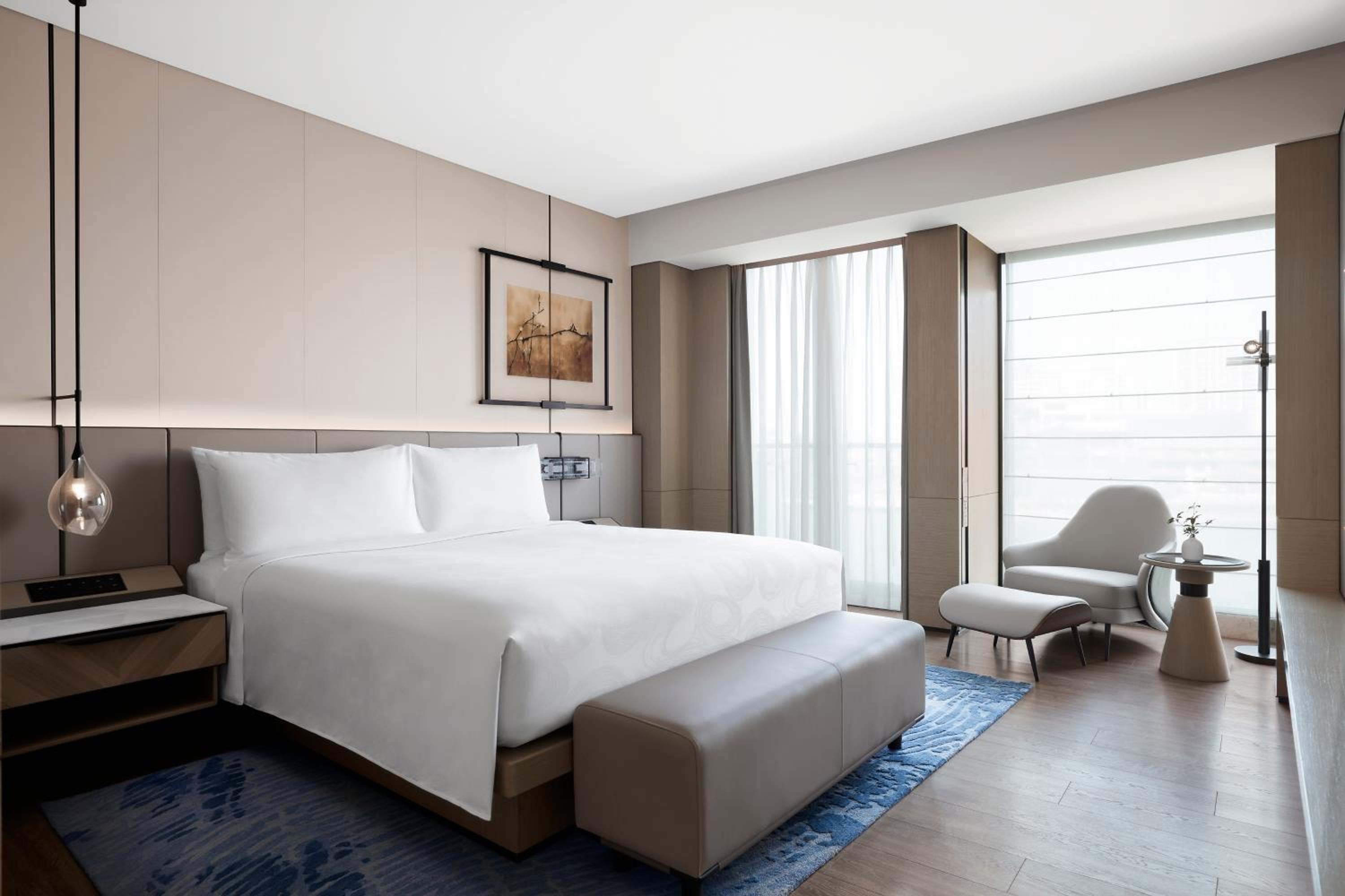 Terrace Lake view Guest Room with 1 King, Lake view Balcony