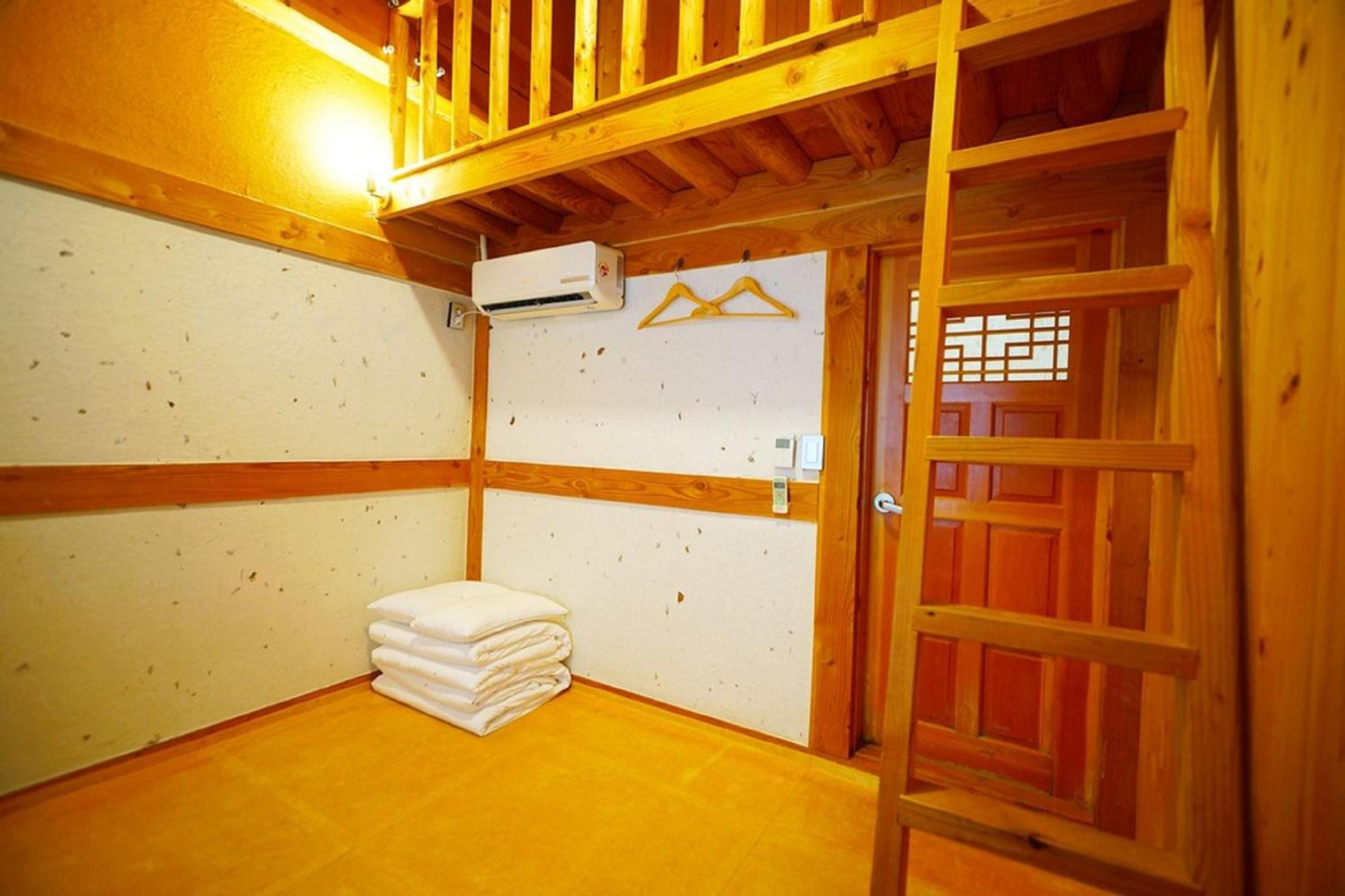 Studio photo 2
