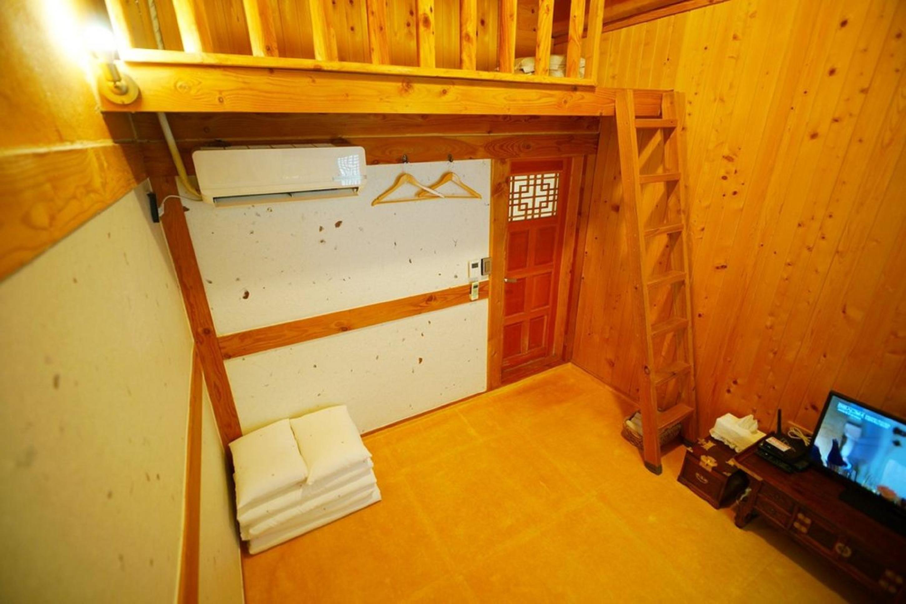 Studio photo 1