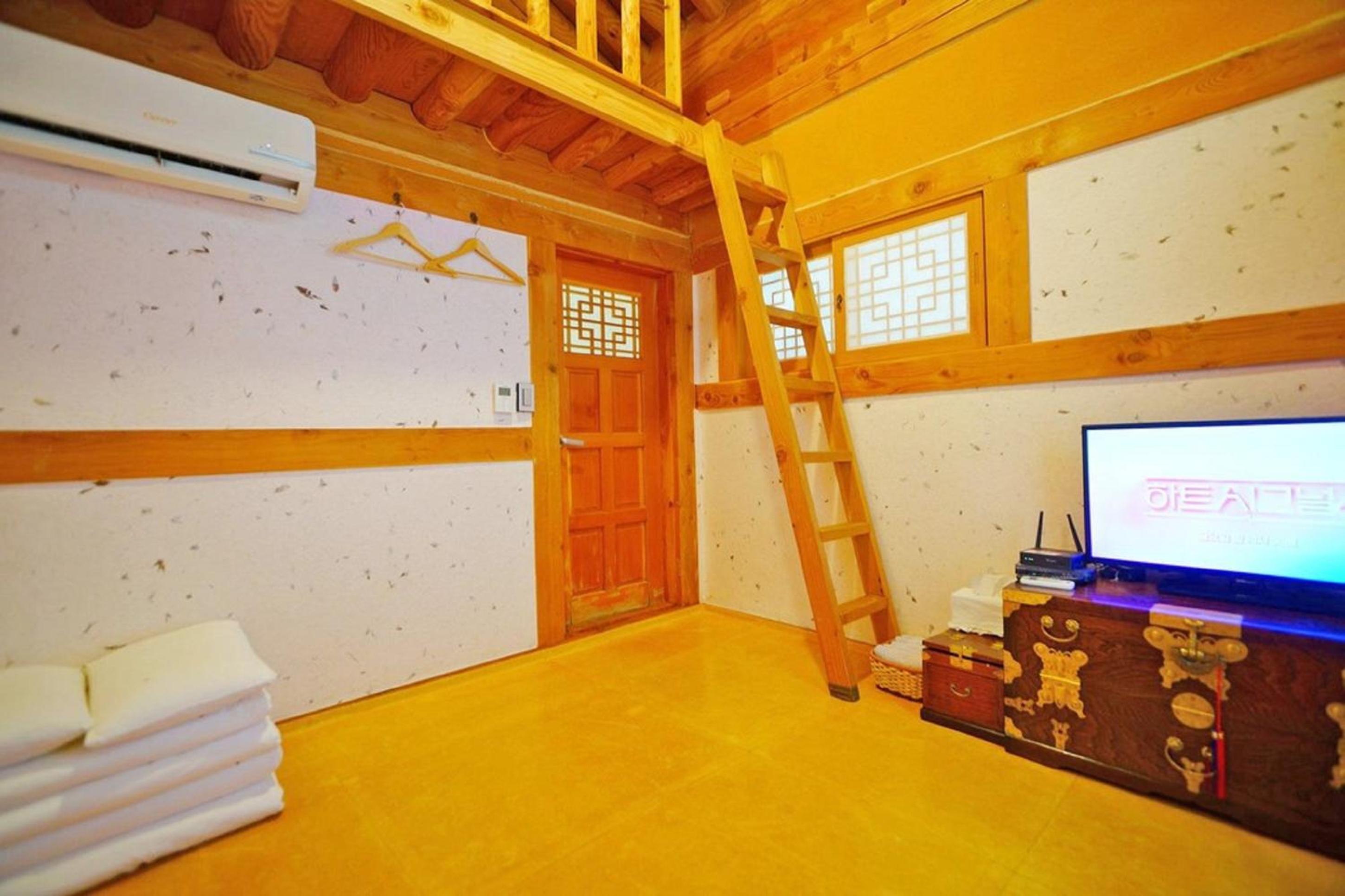 Studio photo 1