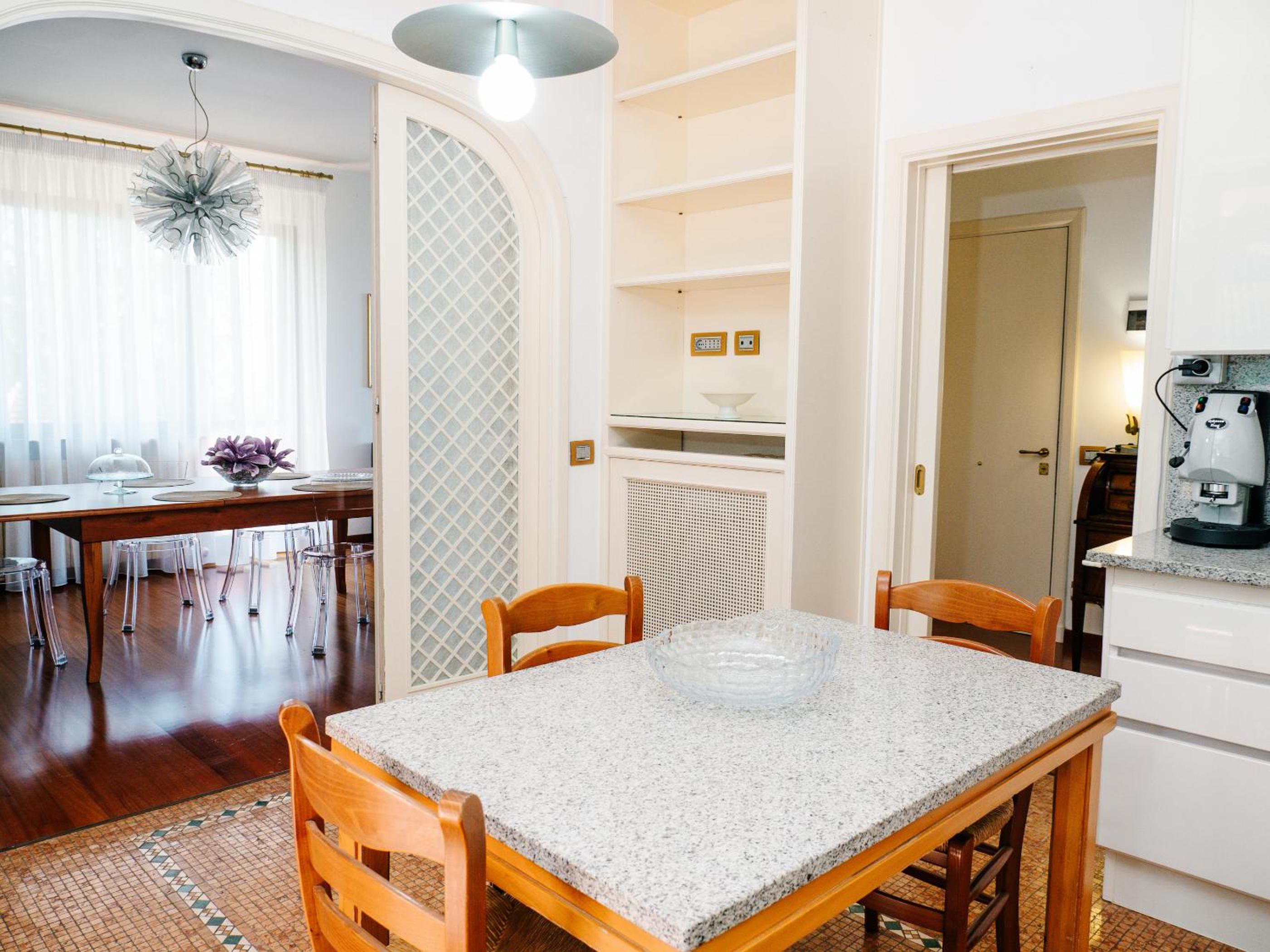 Villa photo 2