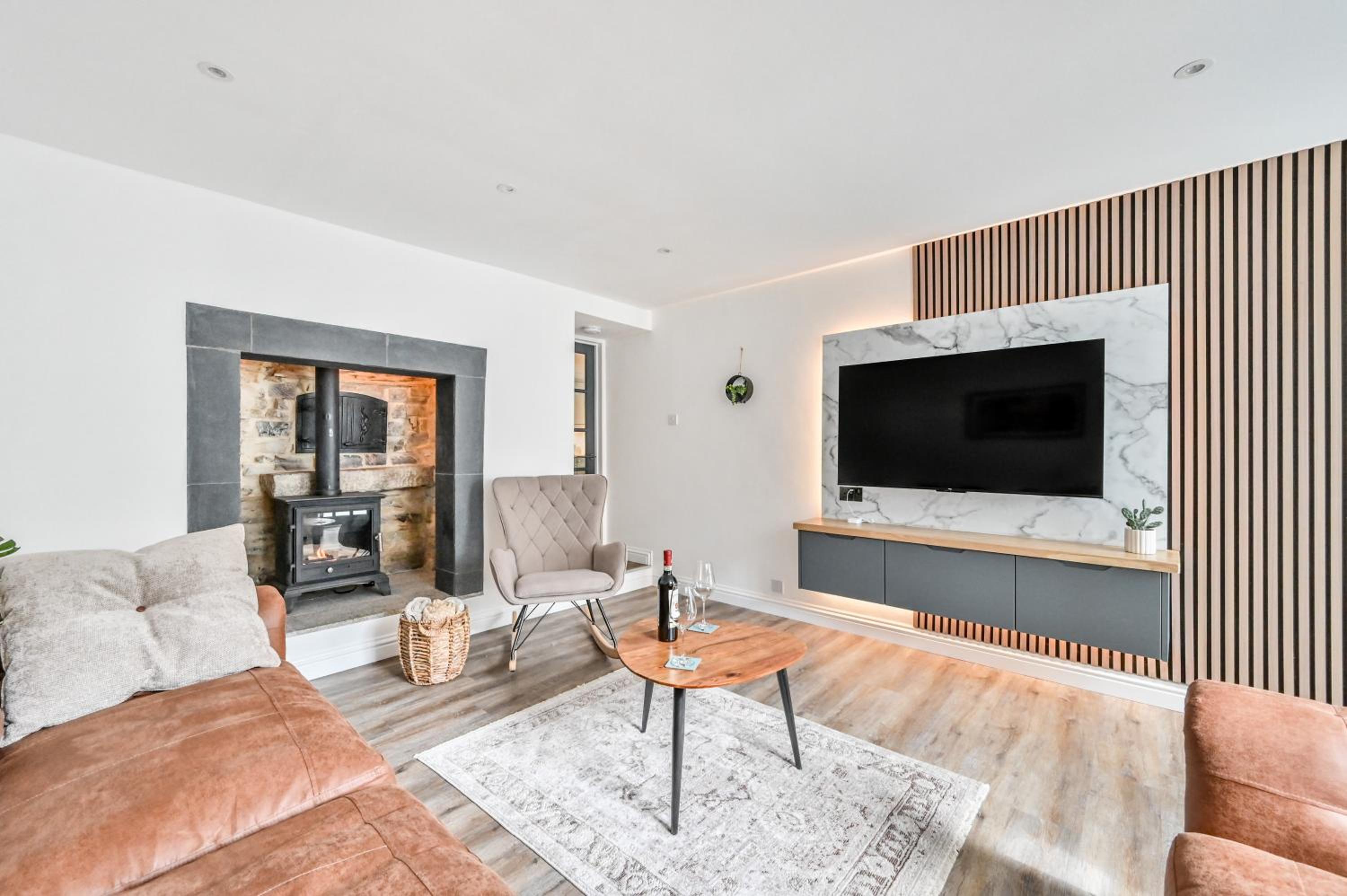 Three-Bedroom House photo 1