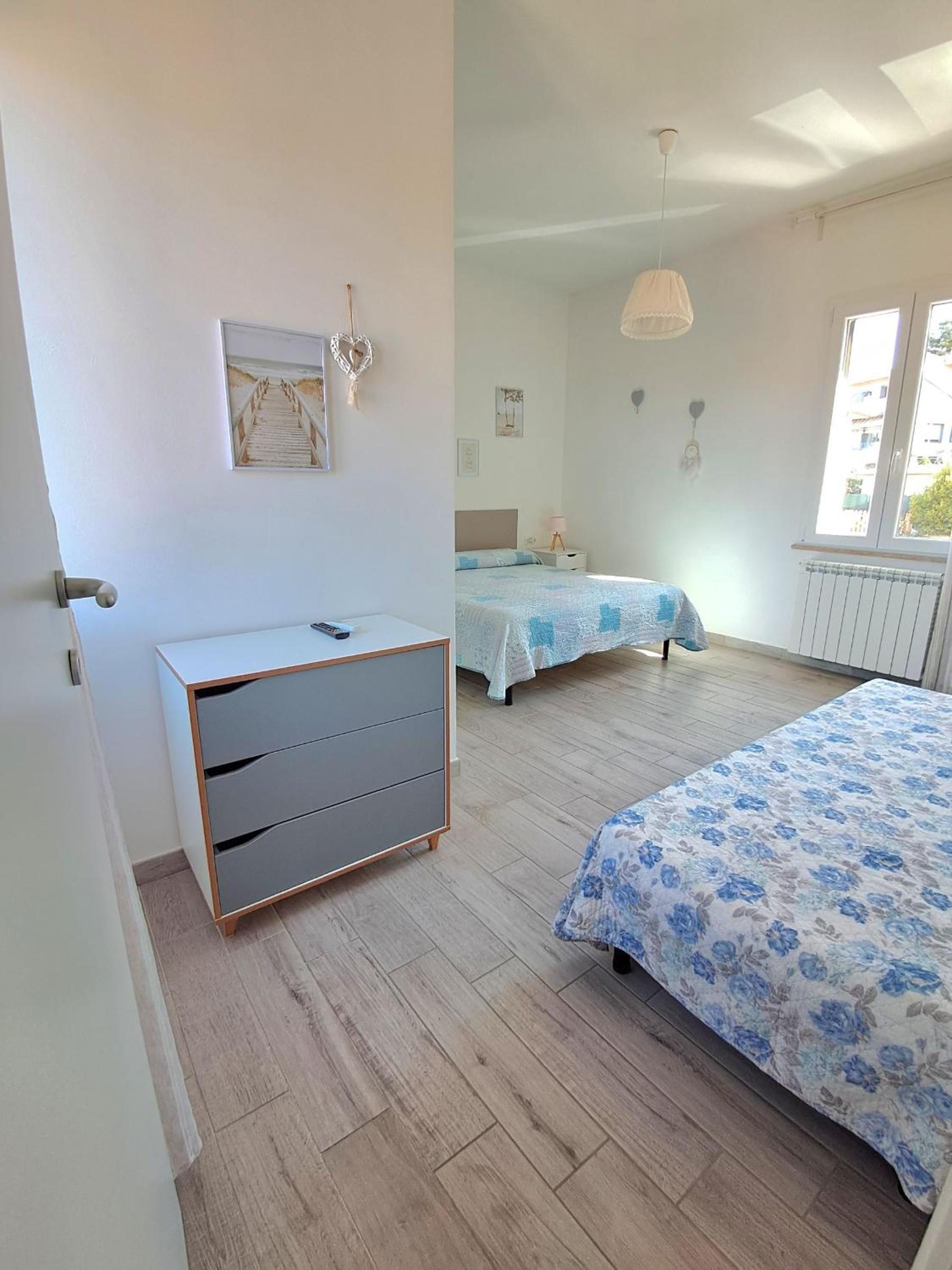 Double Room with Private Bathroom - Photo 1