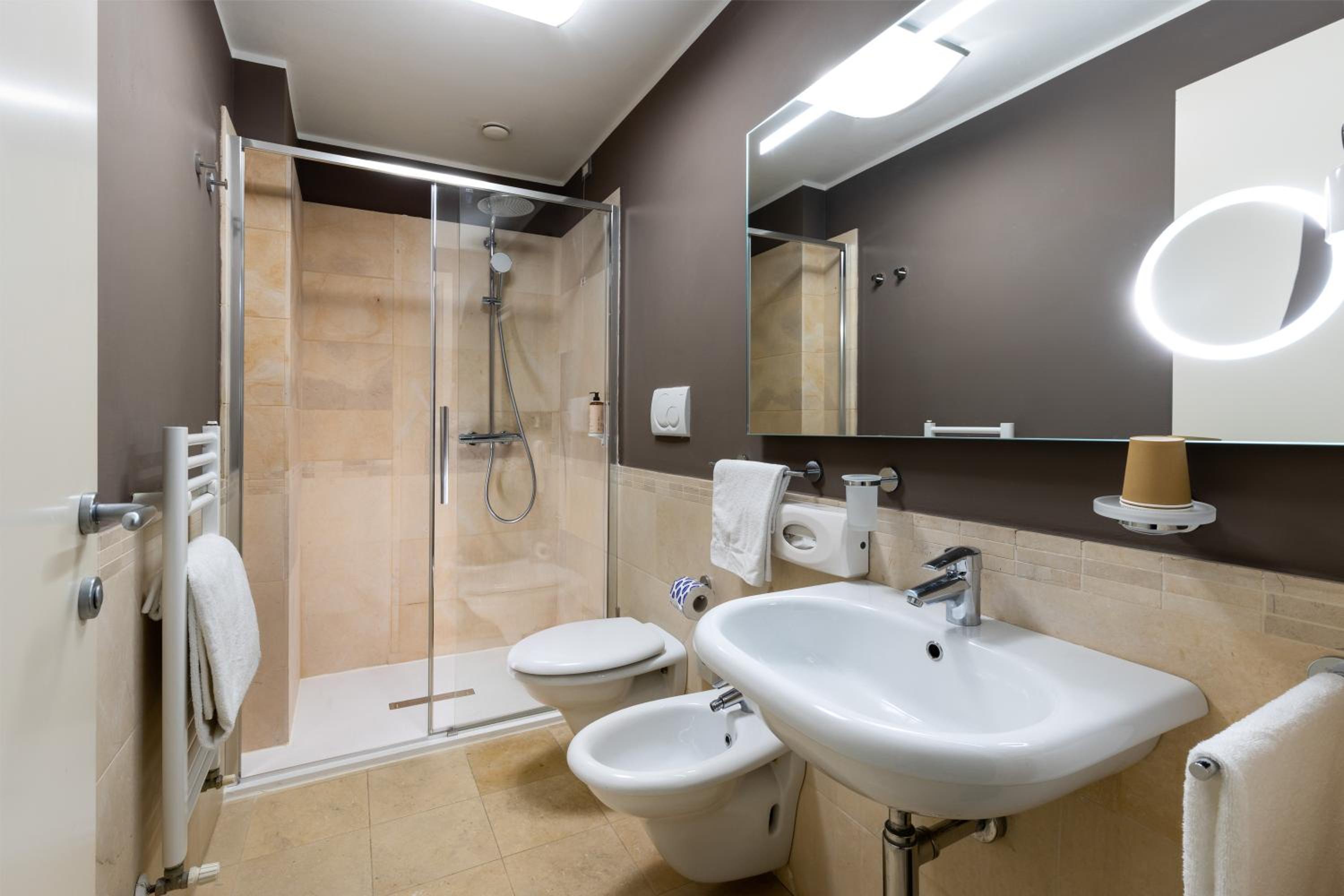 Privilege Double Room with Balcony and Sea View - Photo 4