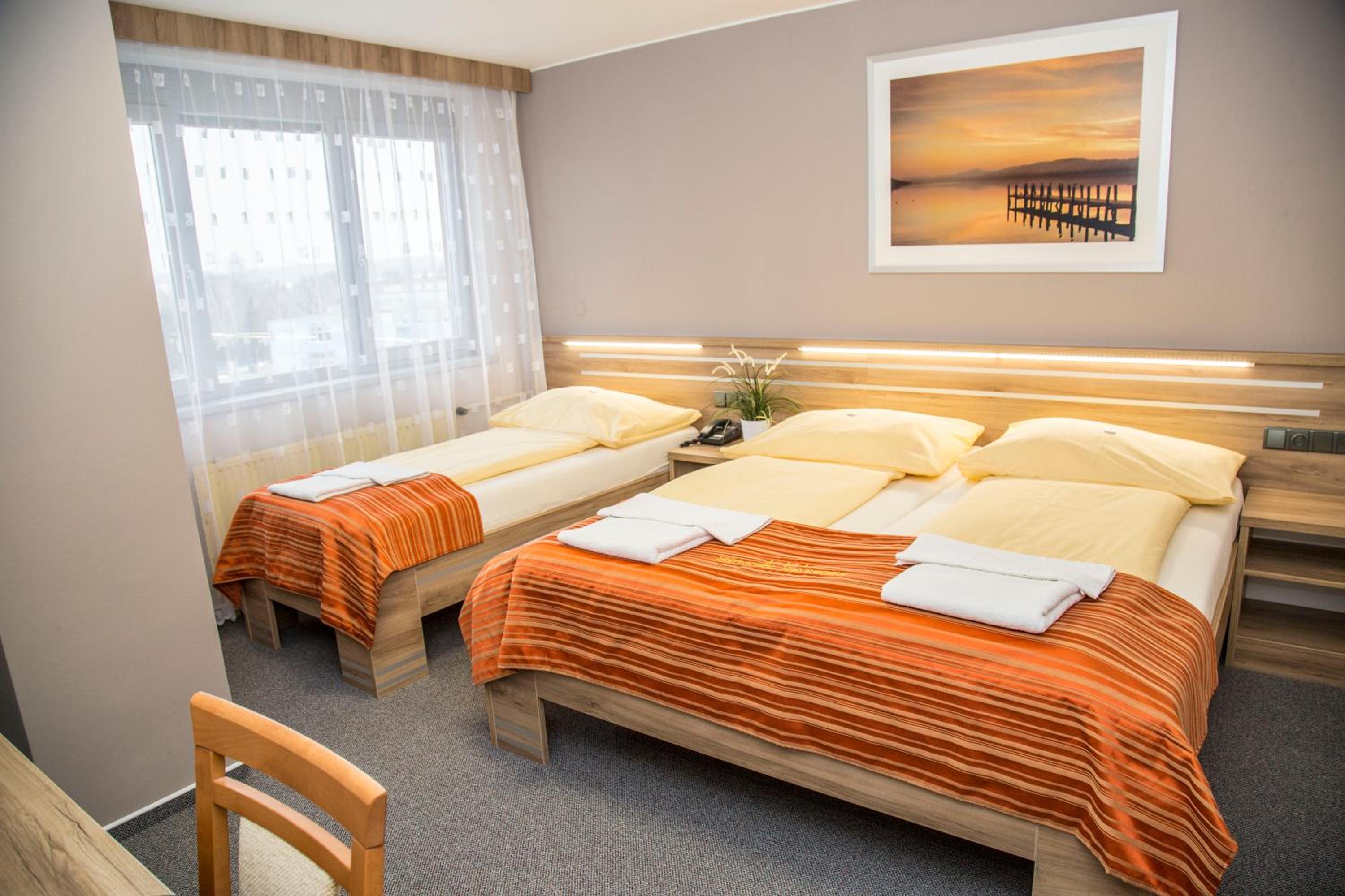 Triple Room - Photo 3