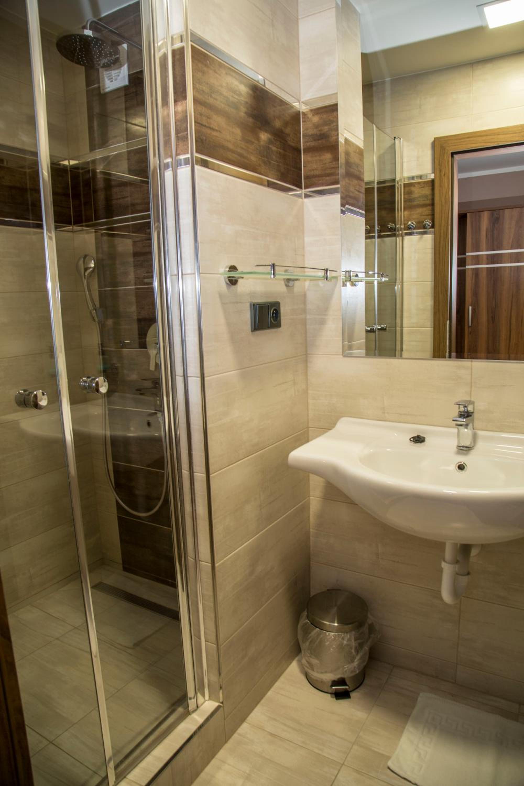 Triple Room - Photo 5