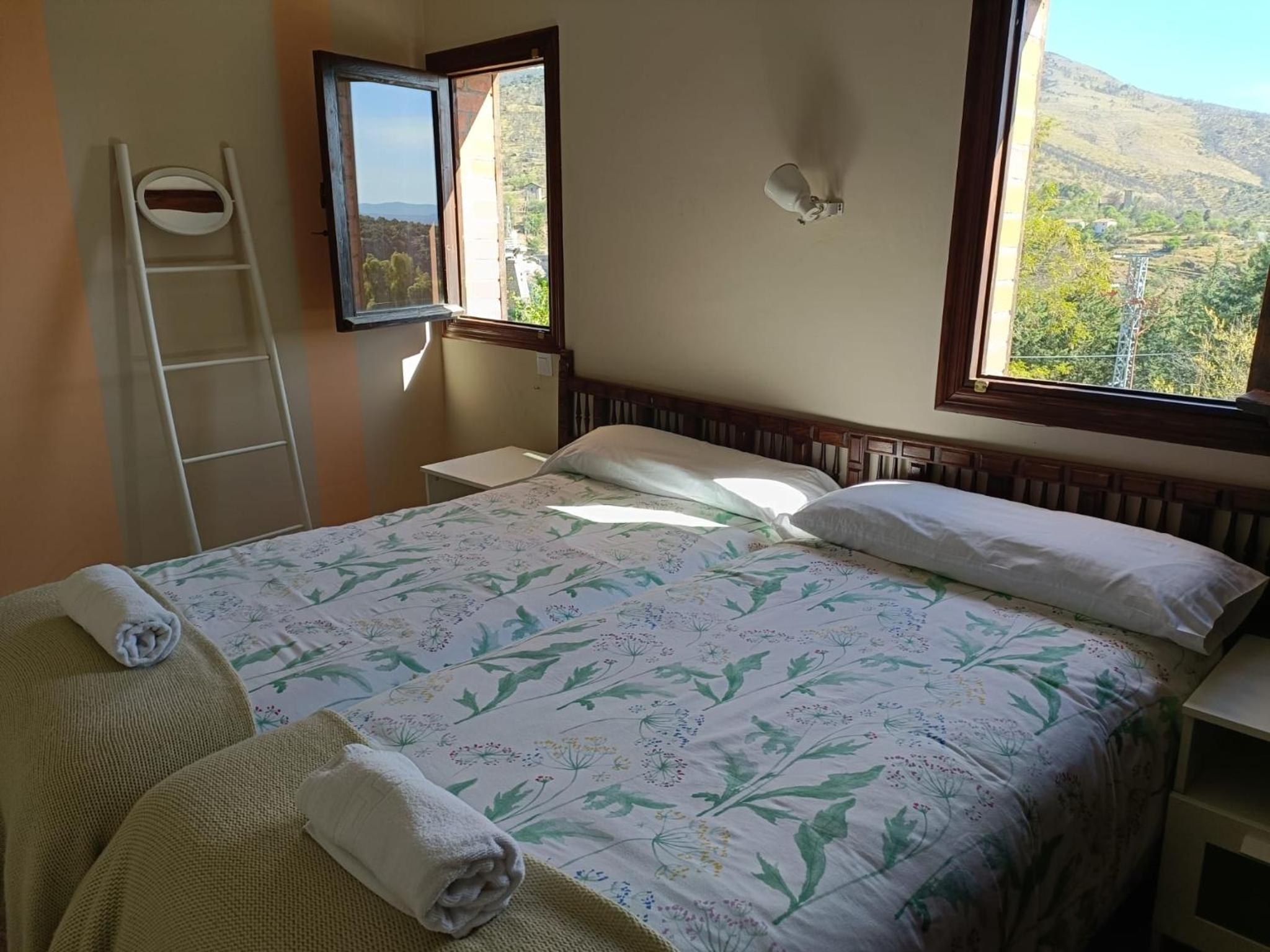 Habitación Doble Estándar con Vista a la Montaña