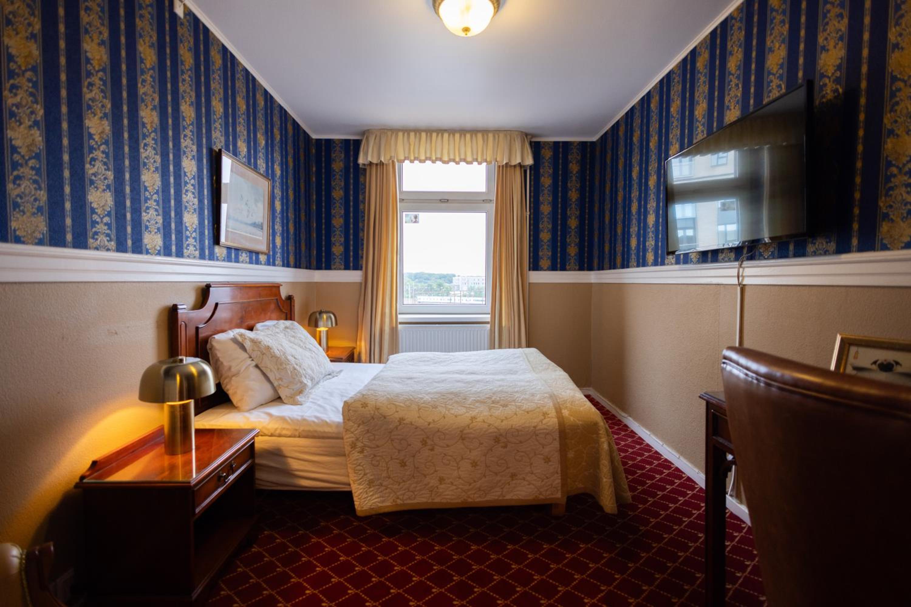 Small Double Room