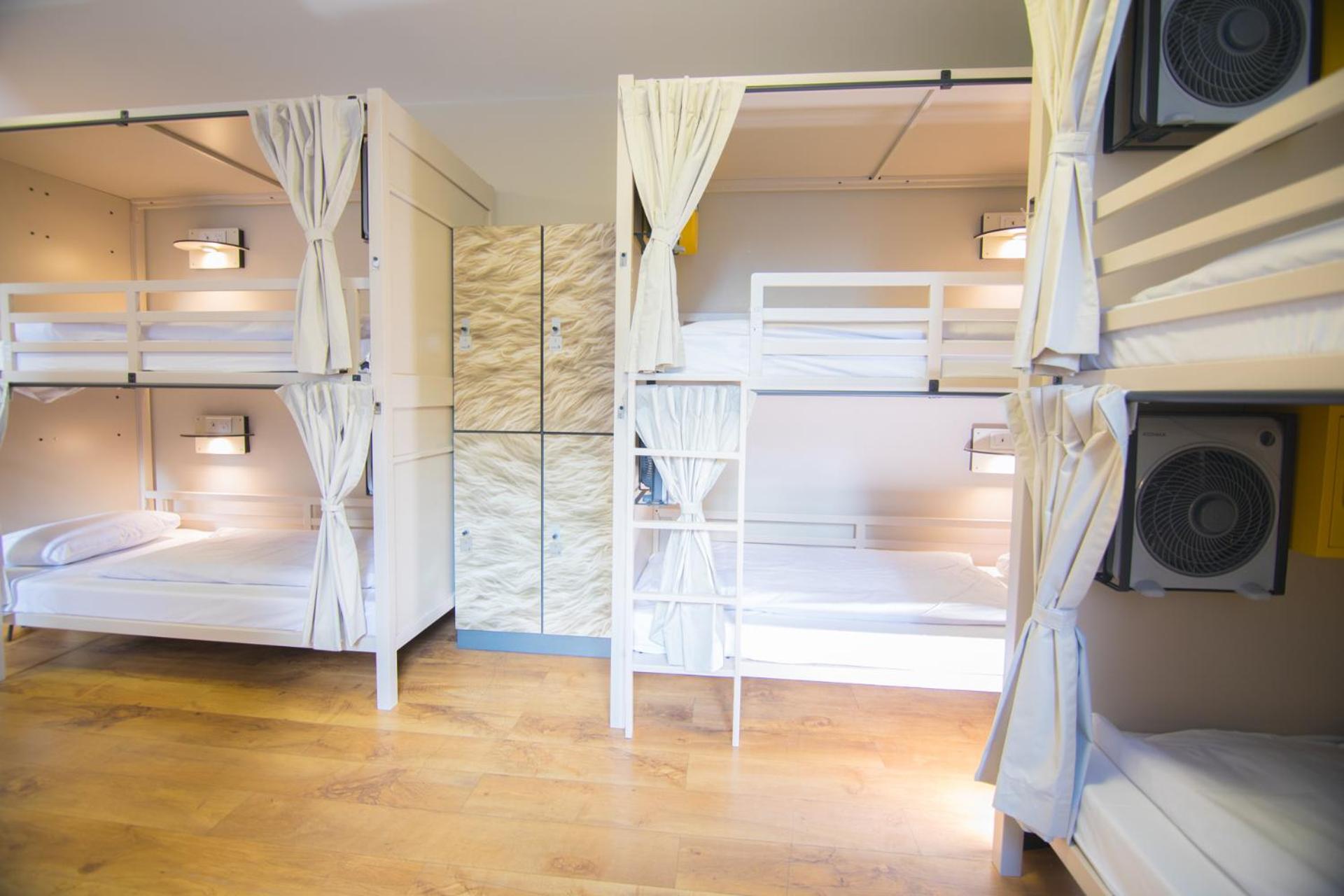8-Bed Mixed Dormitory Room