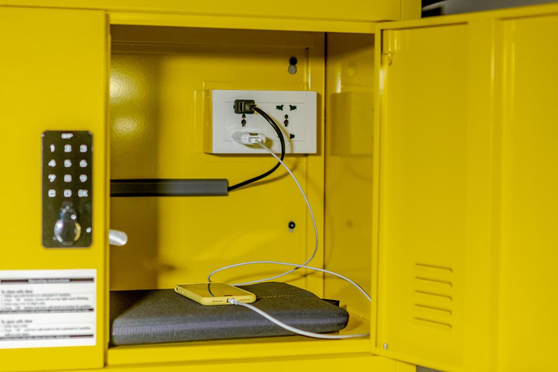 Bed in 4-Bed Mixed Dormitory Room