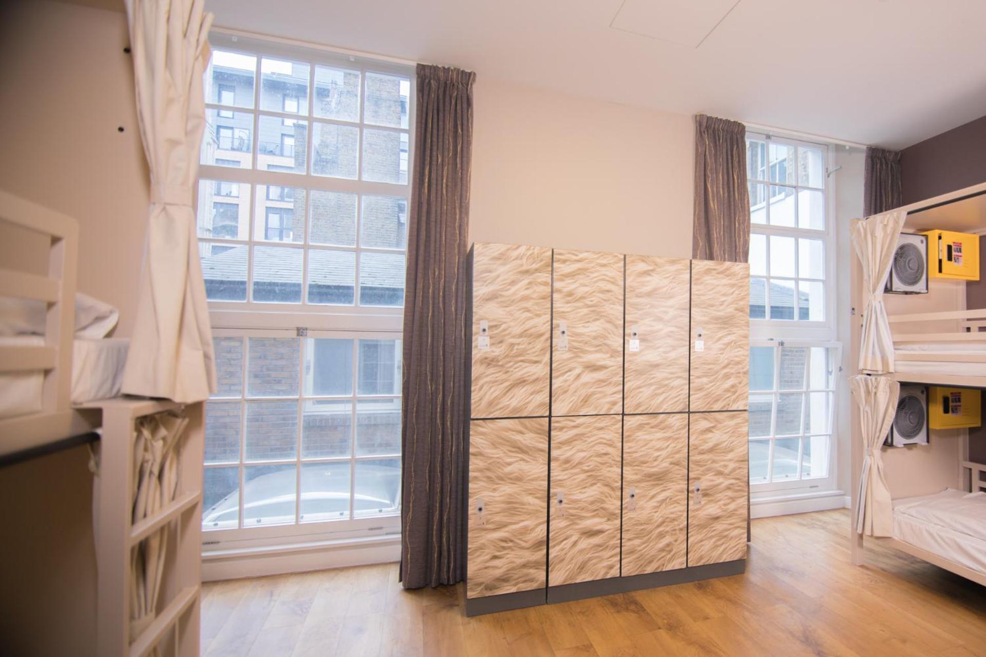 Bed in 8-Bed Mixed Dormitory Room