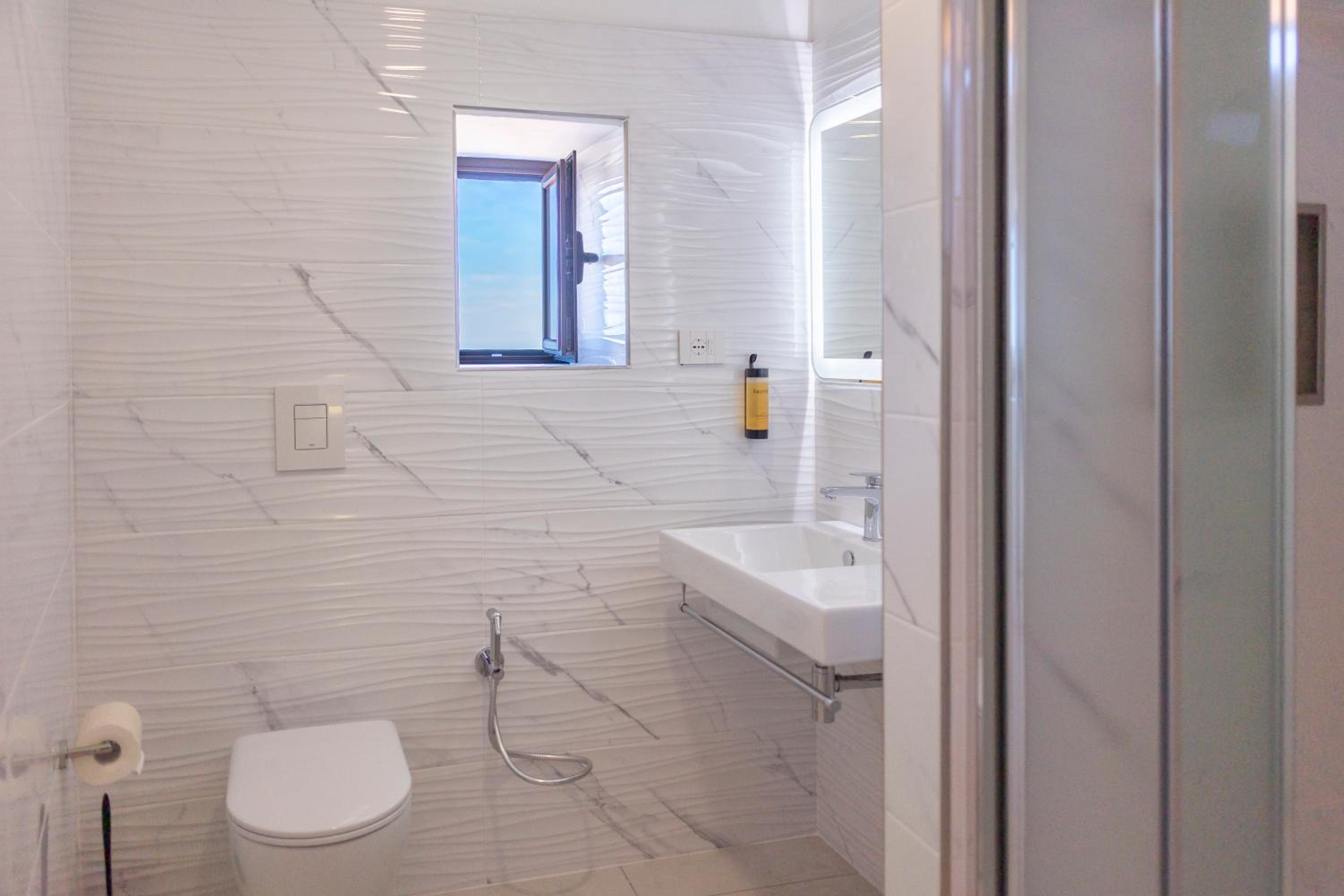 Superior Triple Room photo 2