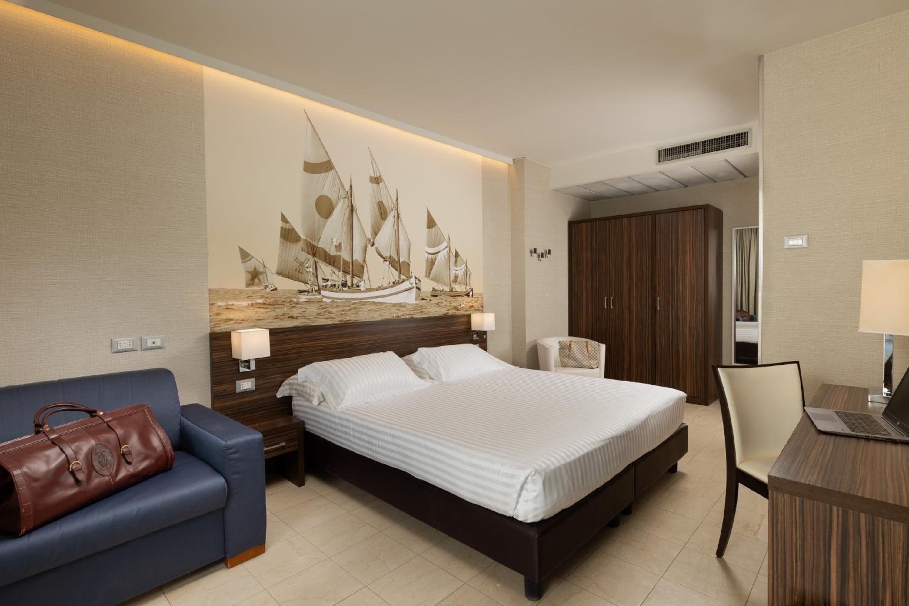Superior Double Room with Terrace - Photo 11