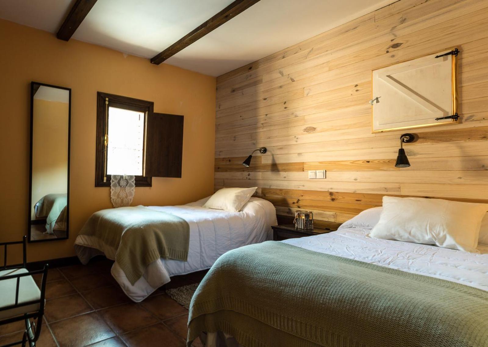 Habitación Doble Estándar con Vista a la Montaña