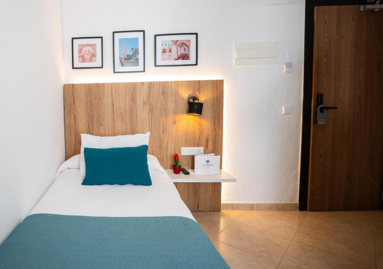 Single Room photo 3