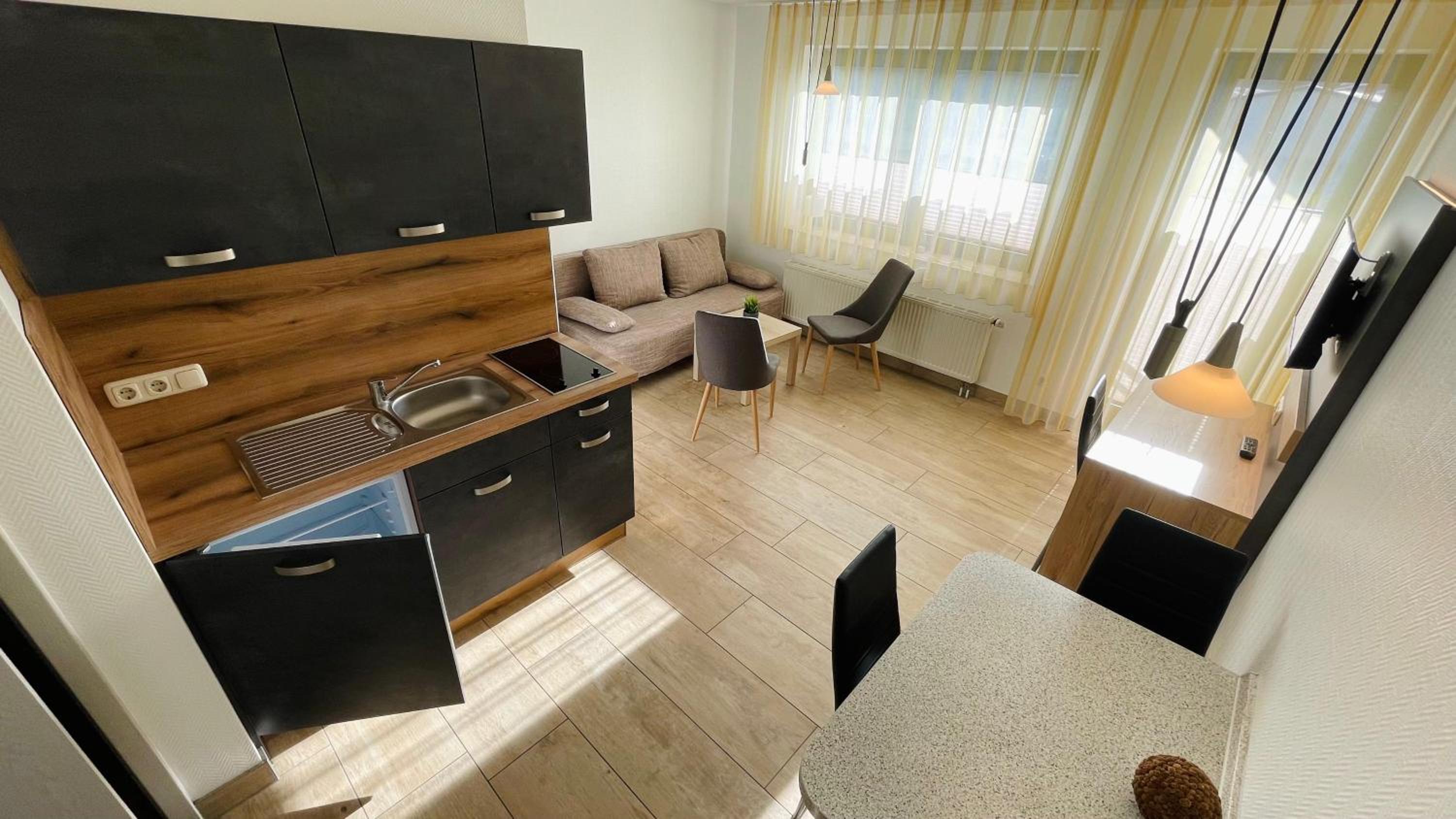 One-Bedroom Apartment - Photo 14