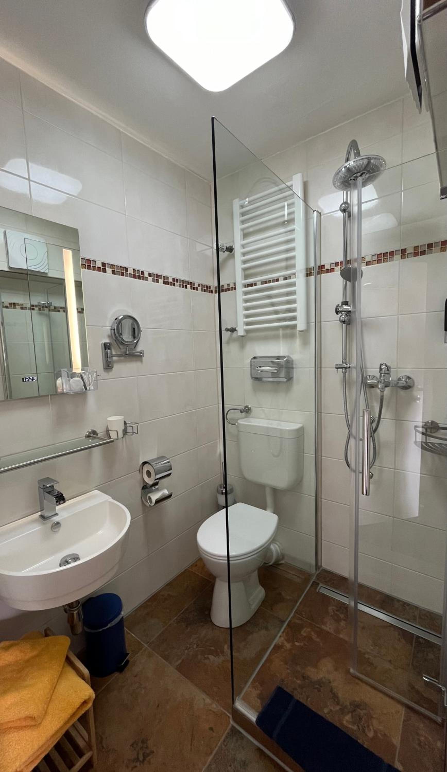 Single Room photo 2