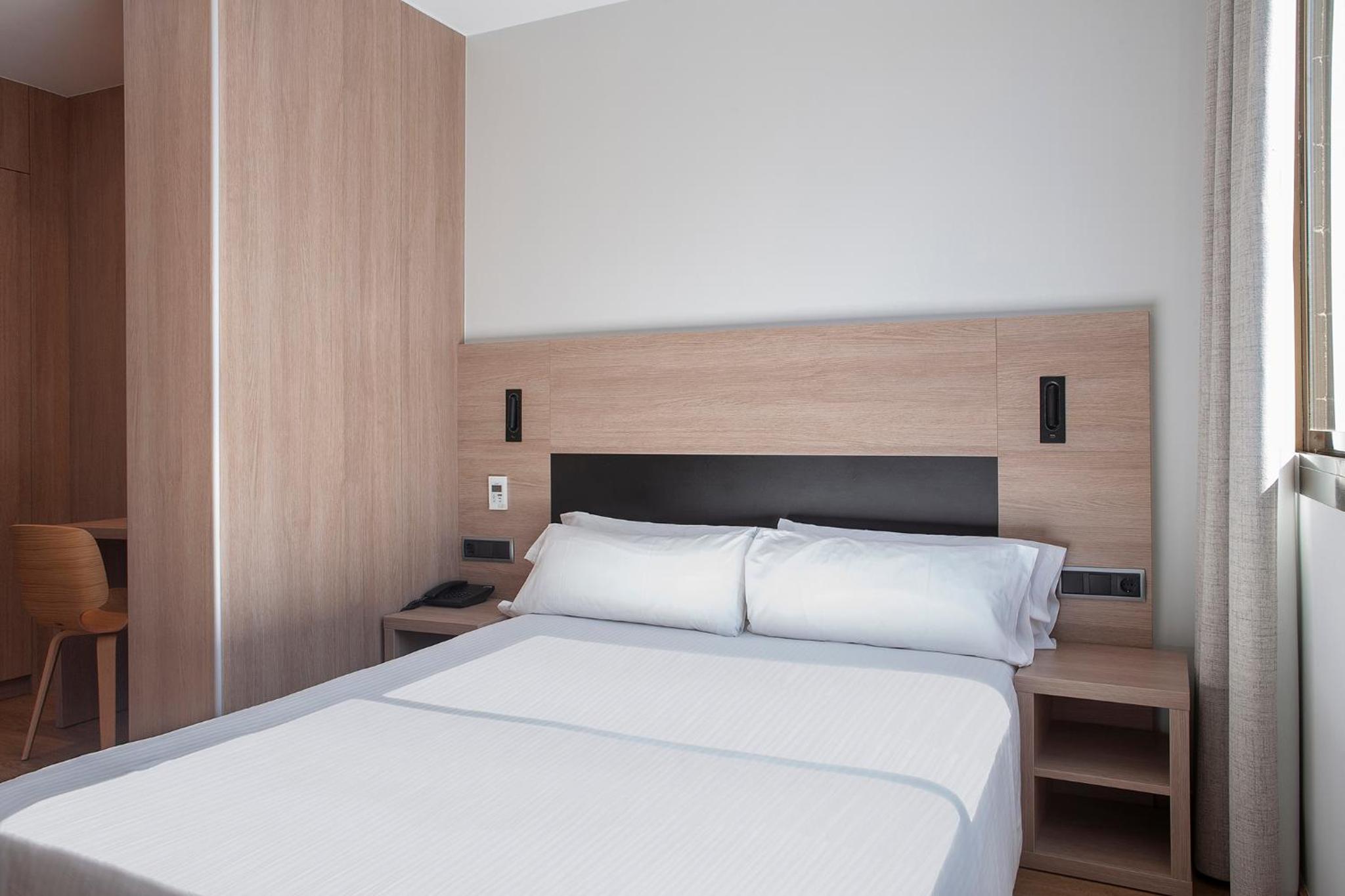 Double or Twin Room photo 3