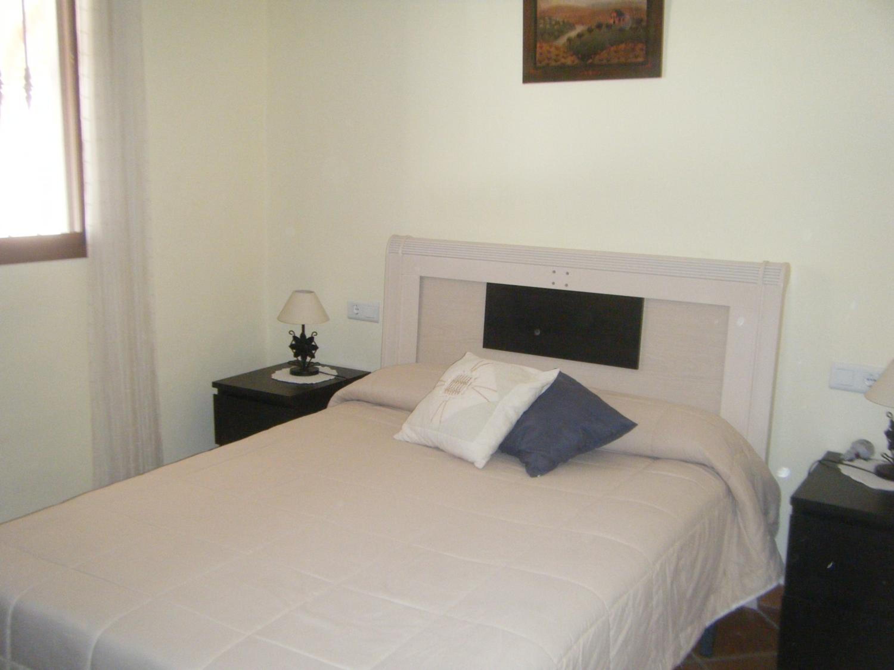 Casa adosada de tres habitaciones