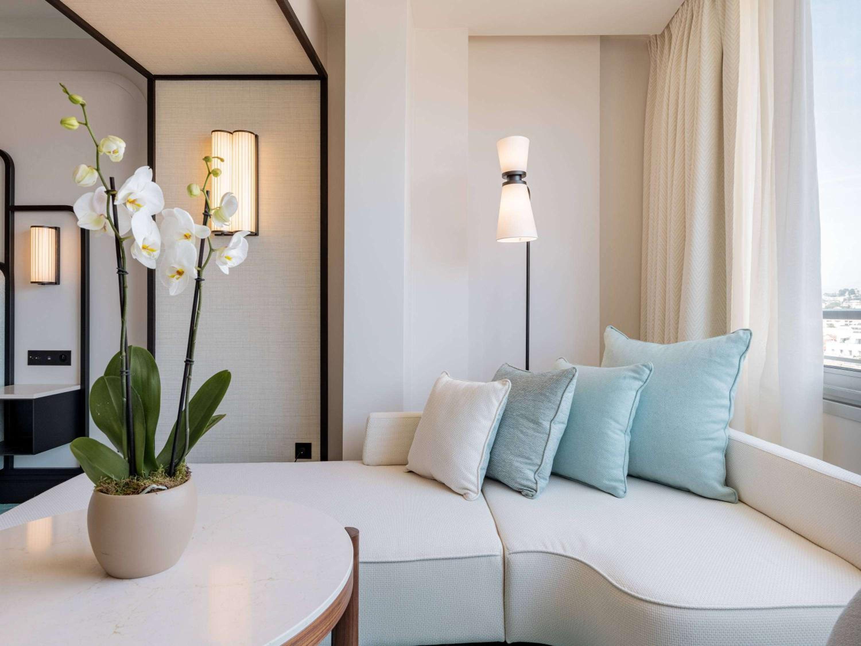 Junior Suite City View - Photo 1