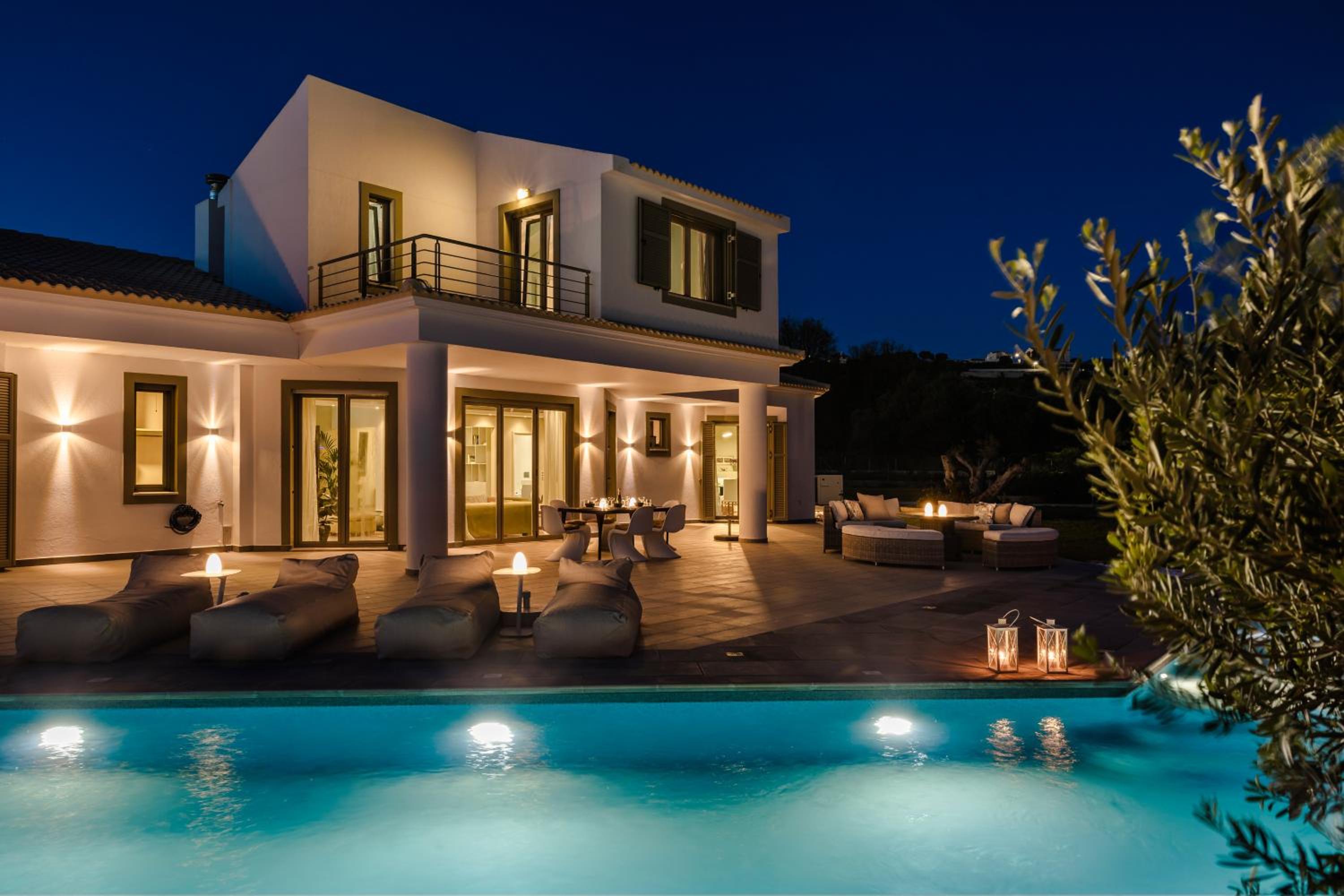 Villa with Private Pool photo 2