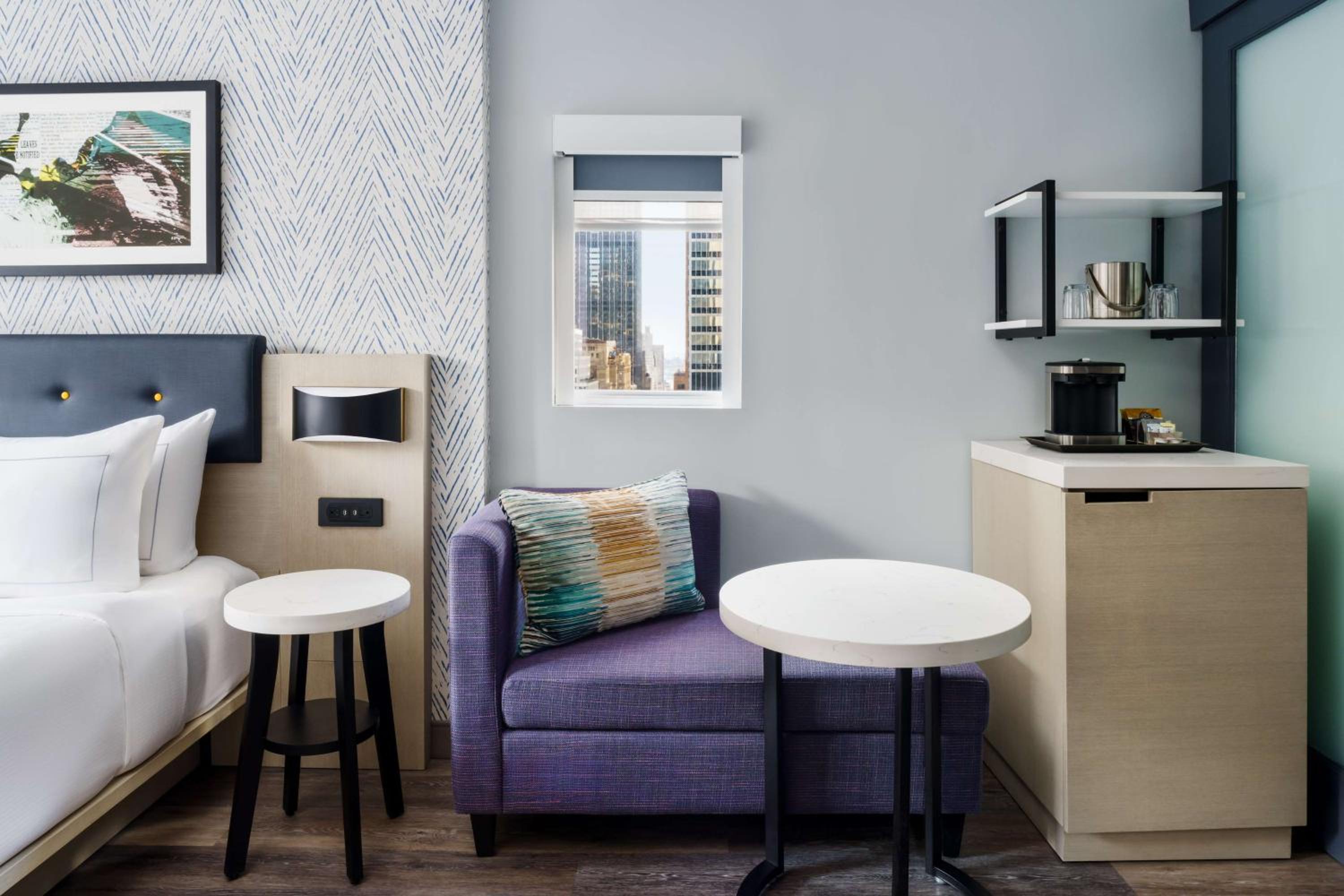 King Room with City View photo 2