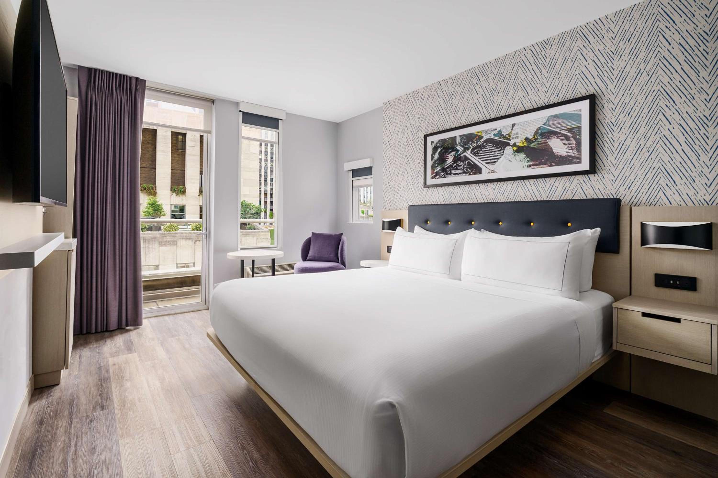 King Room with Balcony photo 3