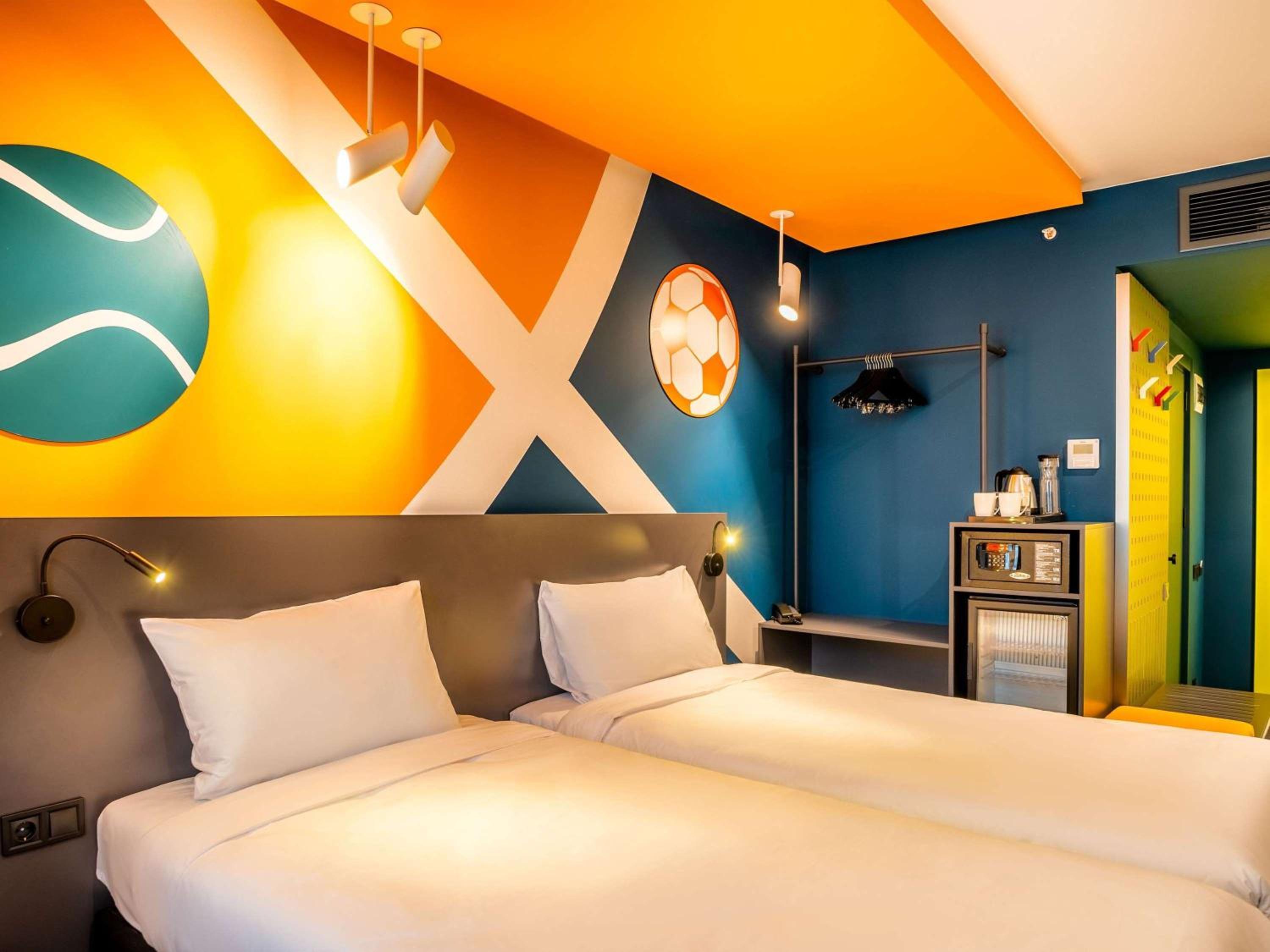Standard Twin Room - Photo 2