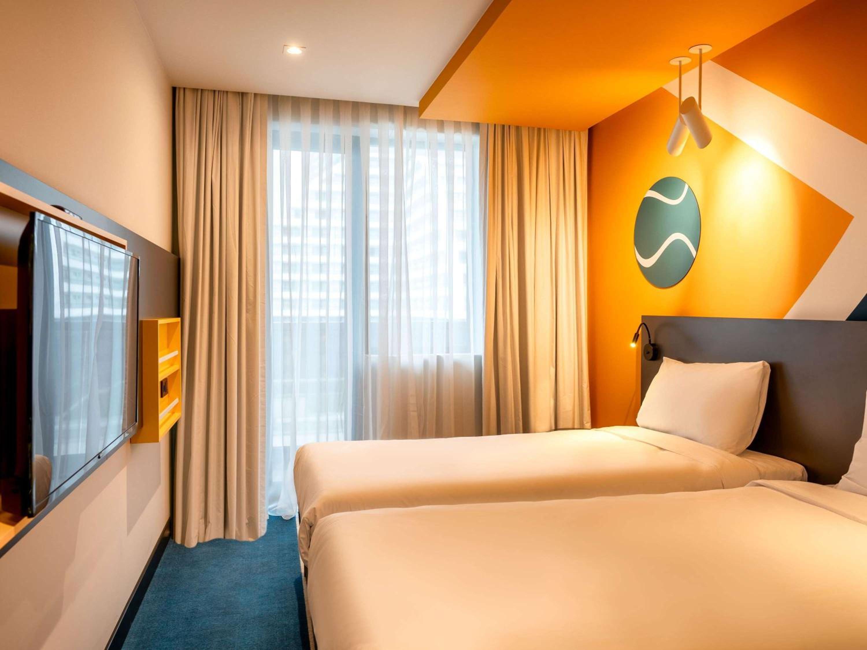 Standard Twin Room - Photo 3