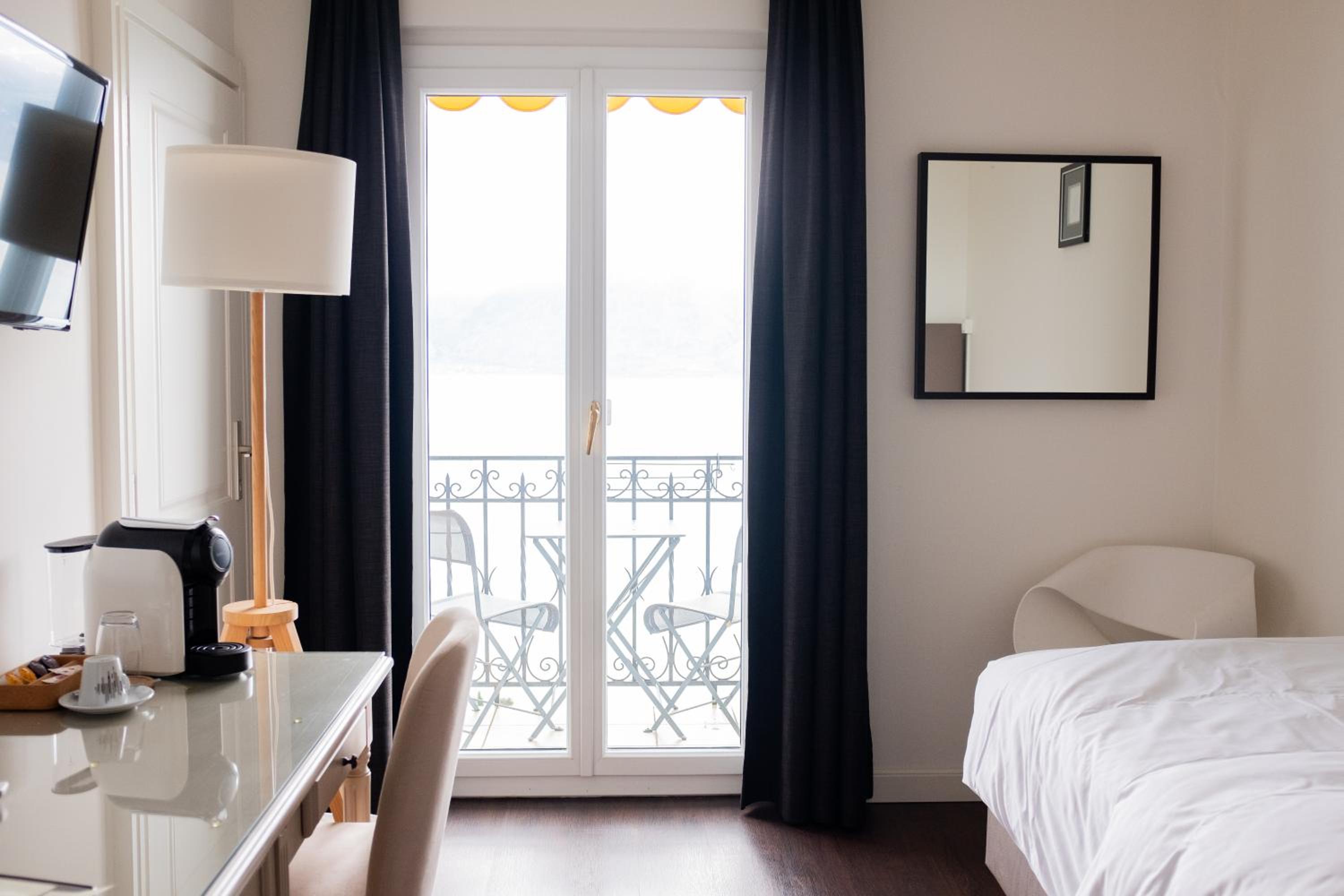 Single Room with Shower