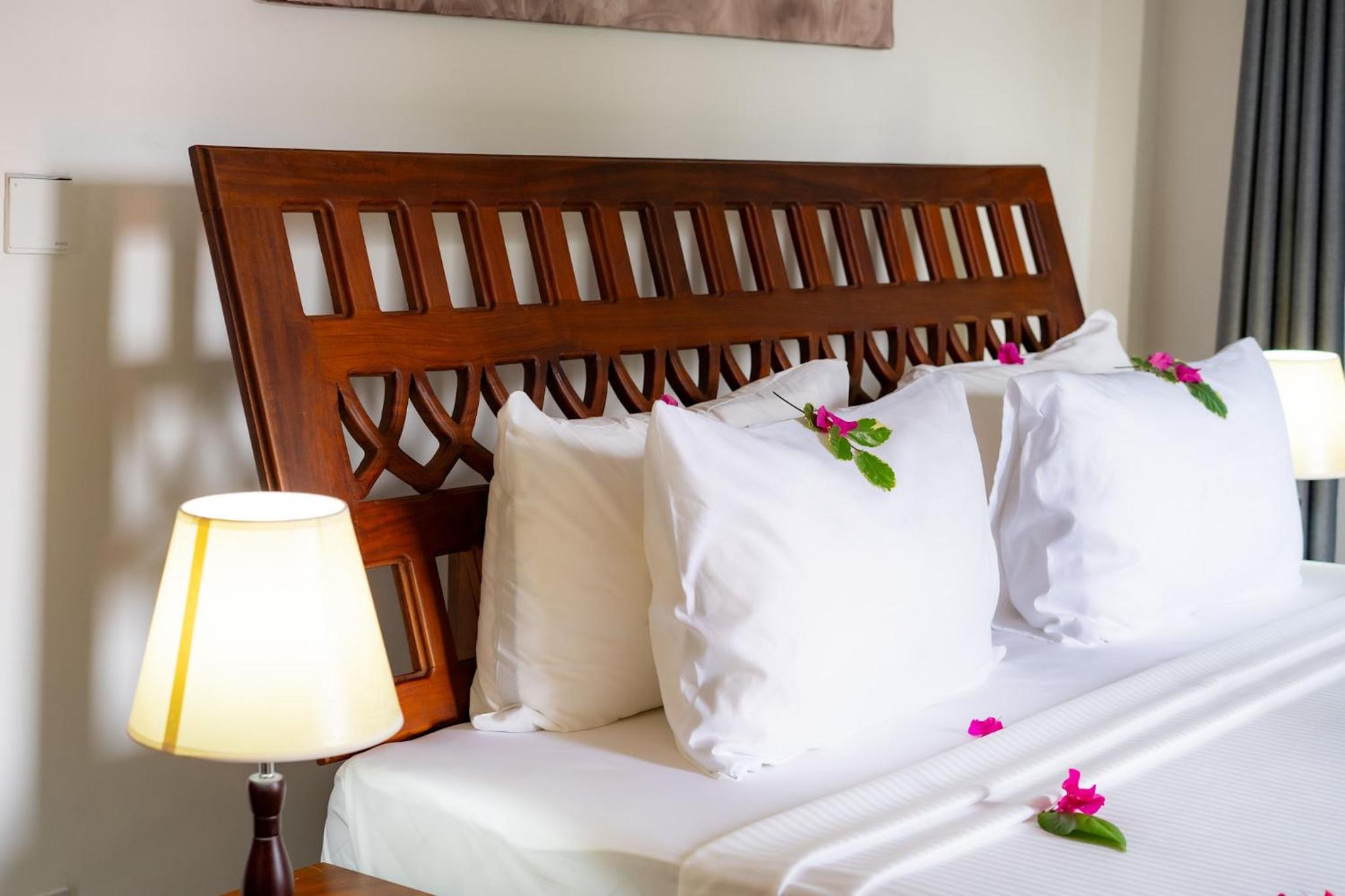 Deluxe King Suite