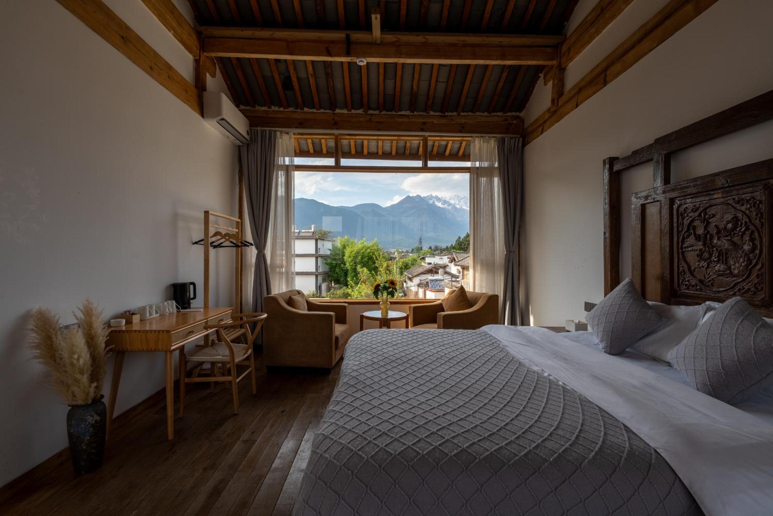 King Room With Mountain View