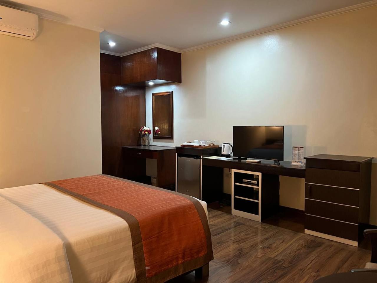 Deluxe Queen Room photo 3