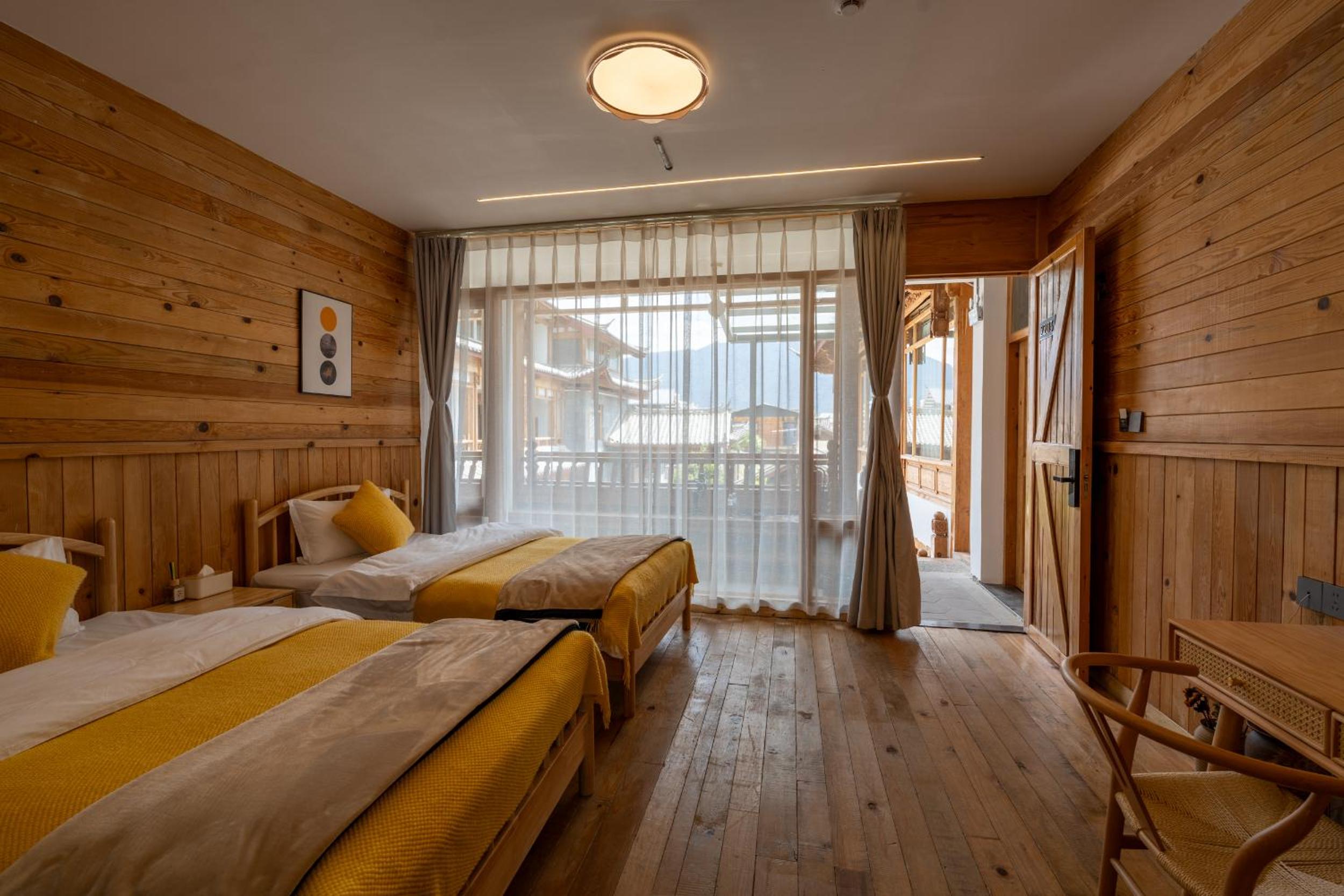 Deluxe Twin Room