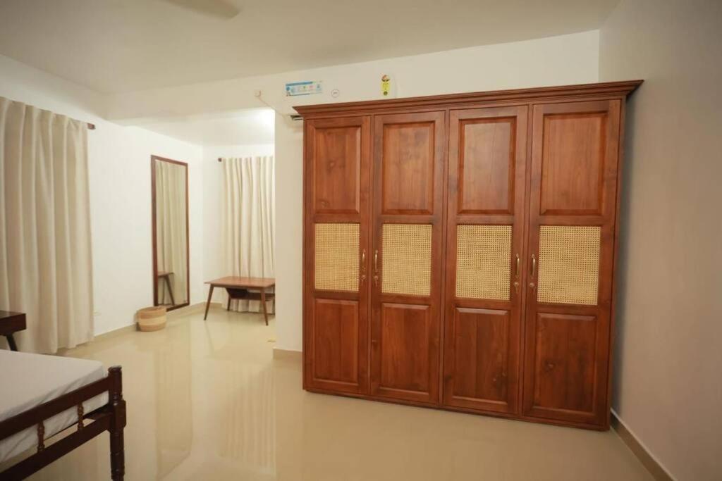 Villa photo 1