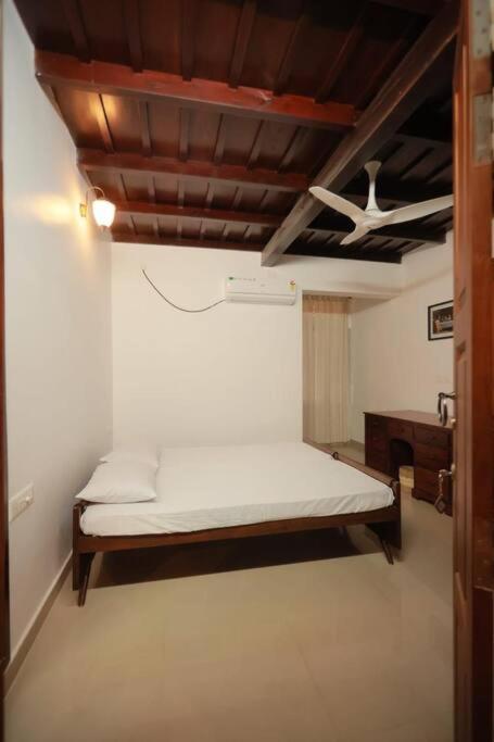 Villa photo 3